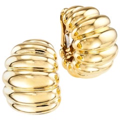 David Webb Fluted Yellow Gold Hoop Clip-On Earrings