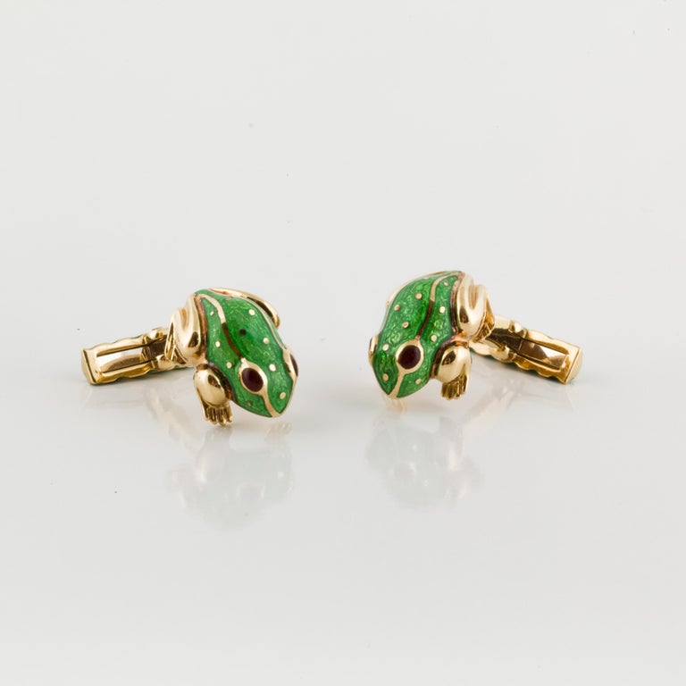 David Webb Frog Cufflinks and Studs Dress Set In Good Condition For Sale In Houston, TX