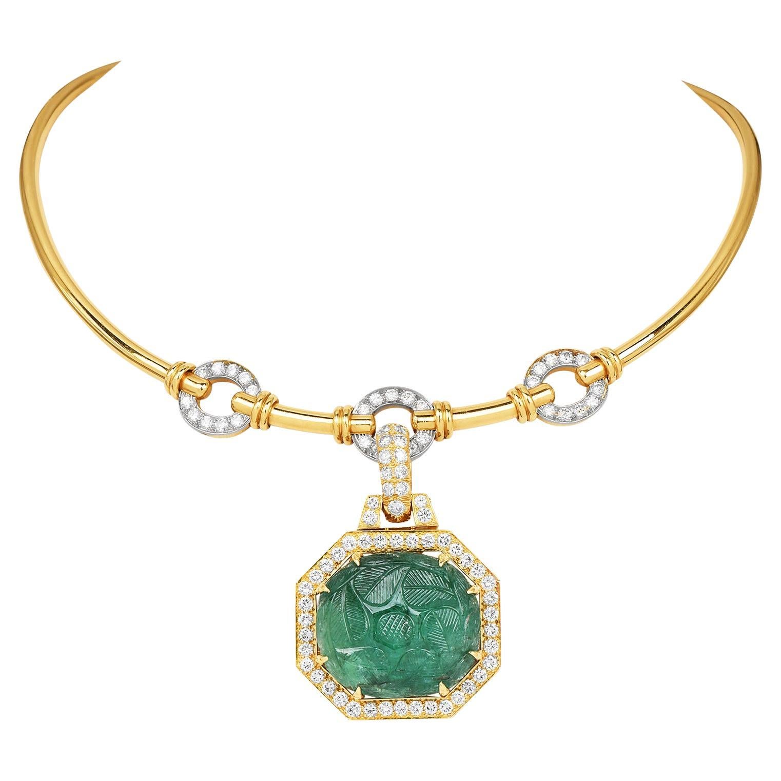Pre-owned David Webb Gia 68.75 Carat Carved Emerald Diamond 18k Pendant Necklace In Green