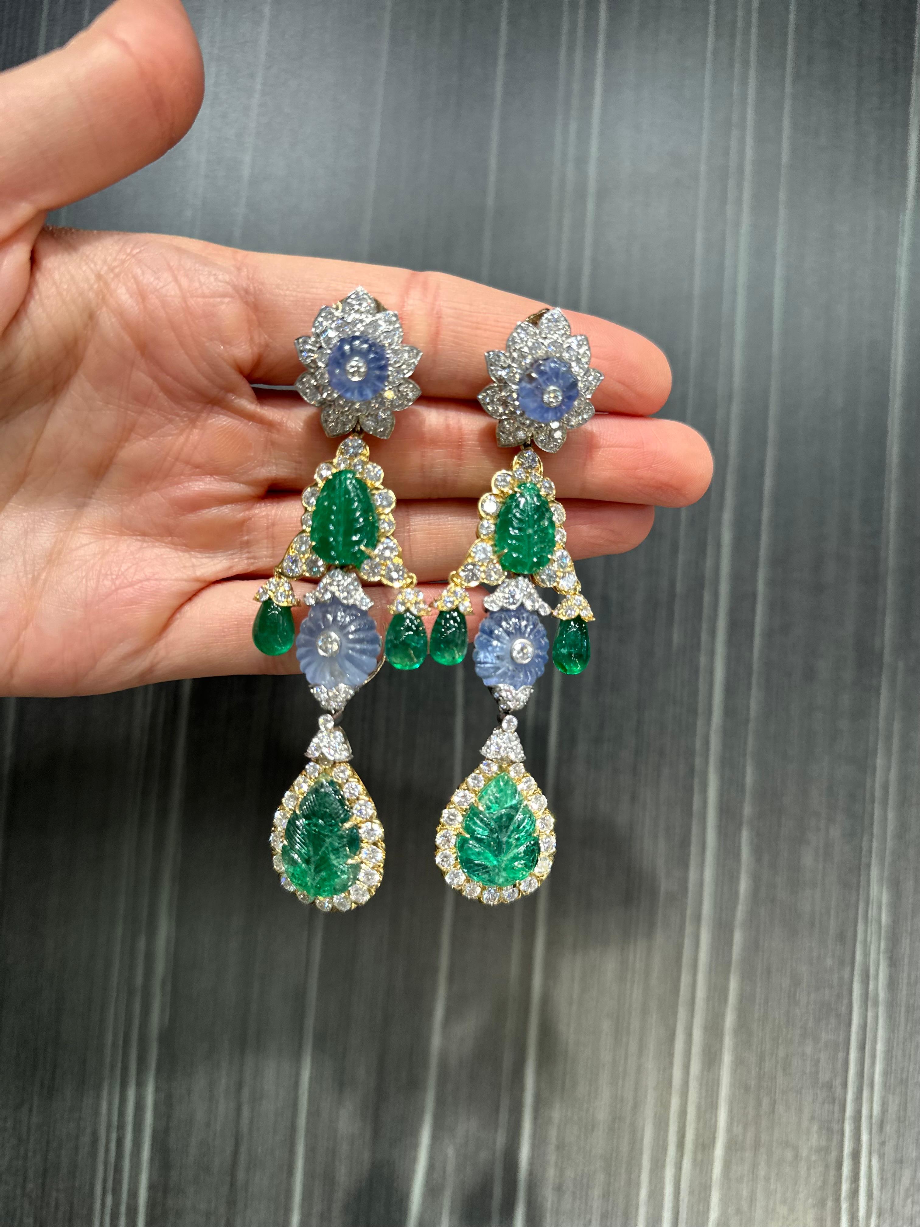 David Webb Girandole Carved Emerald and Diamond Dangle Earrings For Sale 2