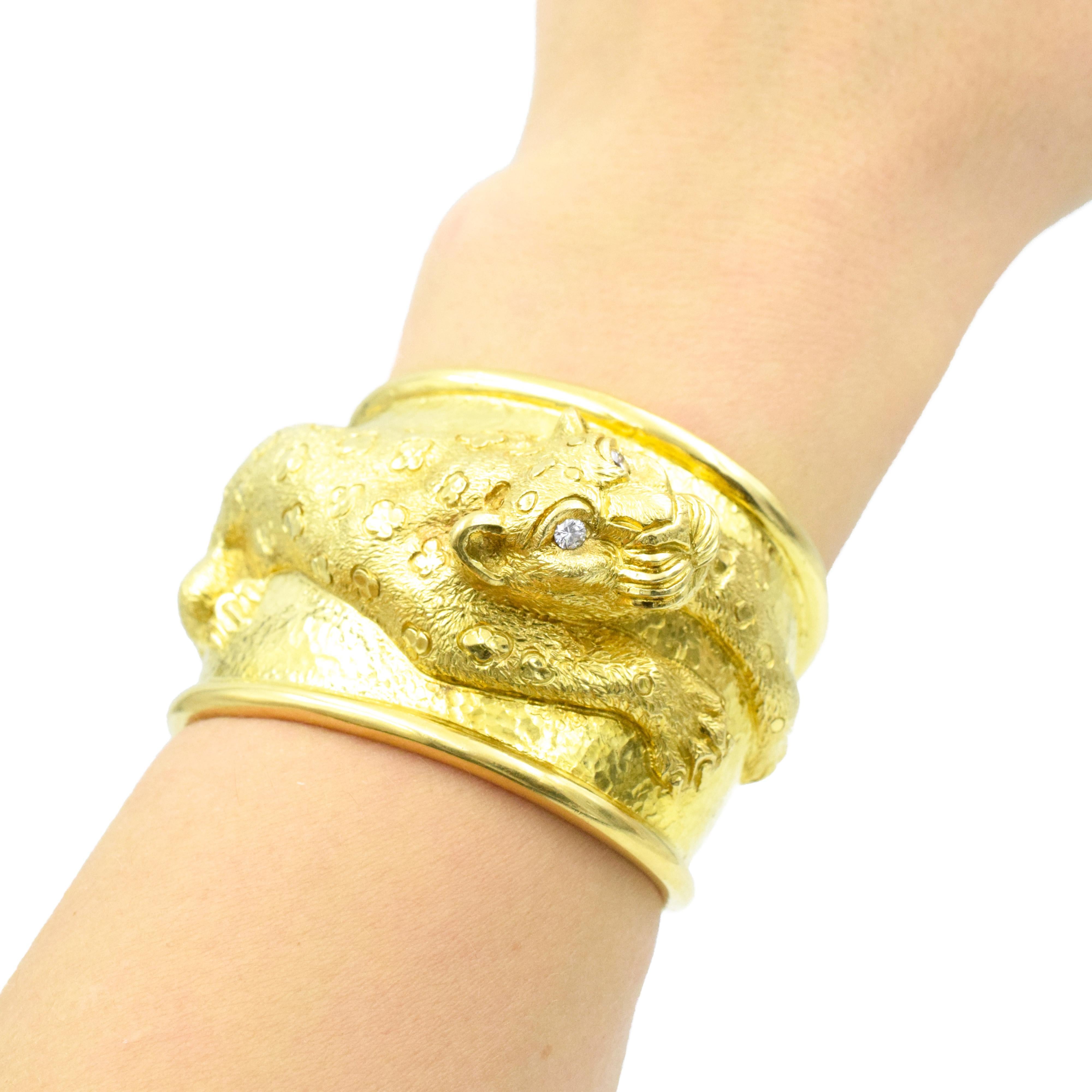 Modern David Webb Gold and Diamond Leopard Cuff