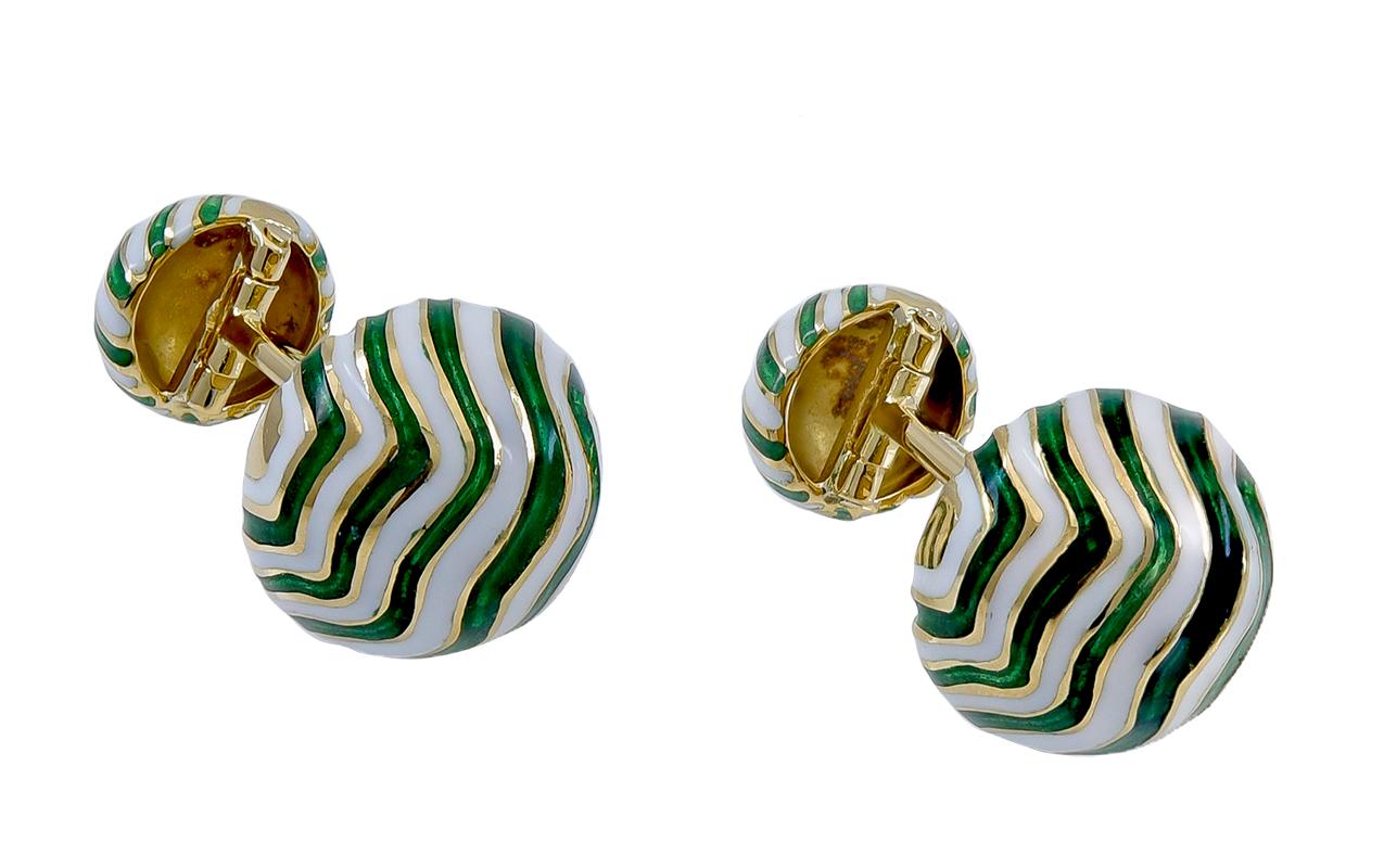 David Webb Gold and Enamel Cufflinks In Excellent Condition For Sale In New York, NY