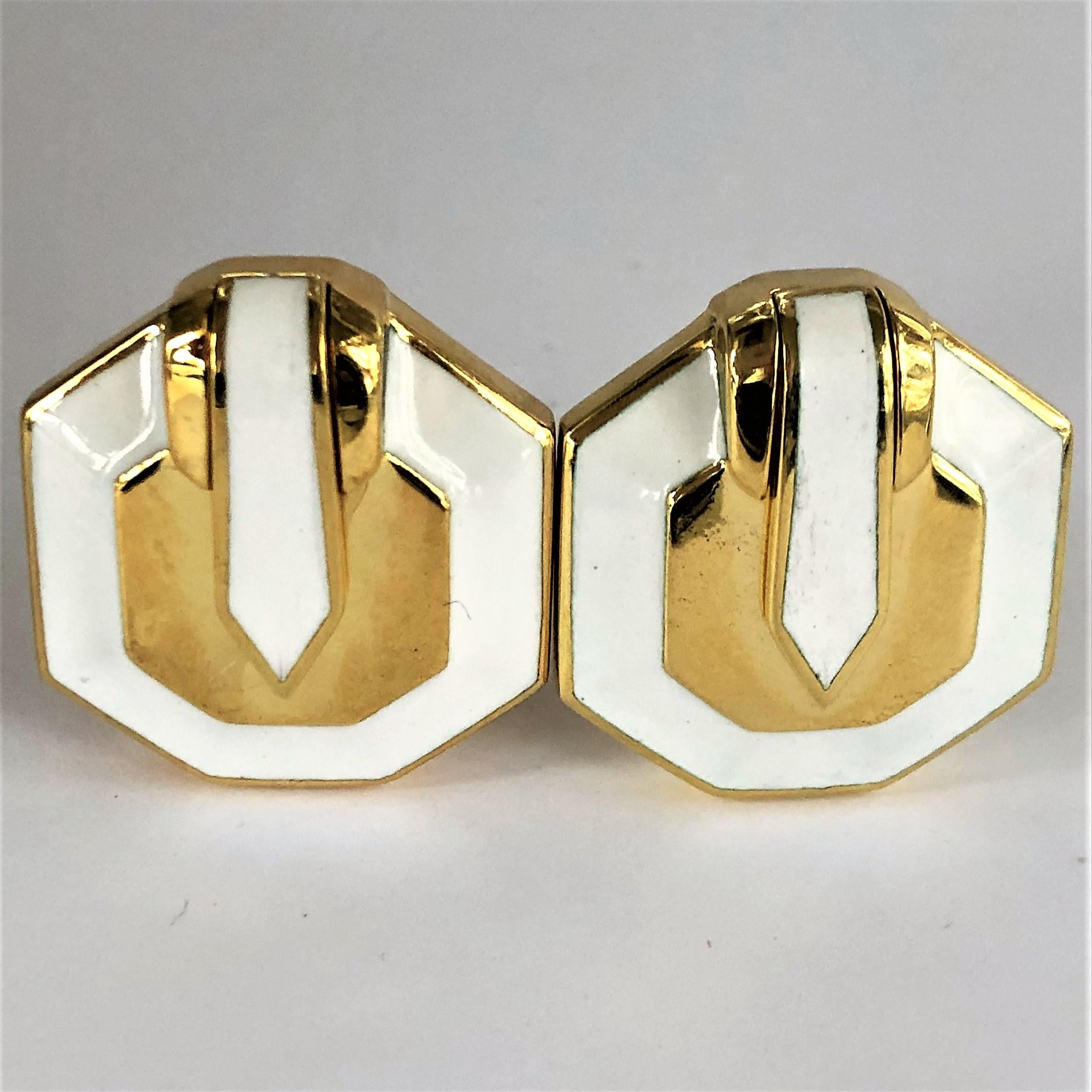 David Webb Gold and White Enamel Earrings In Good Condition In Palm Beach, FL