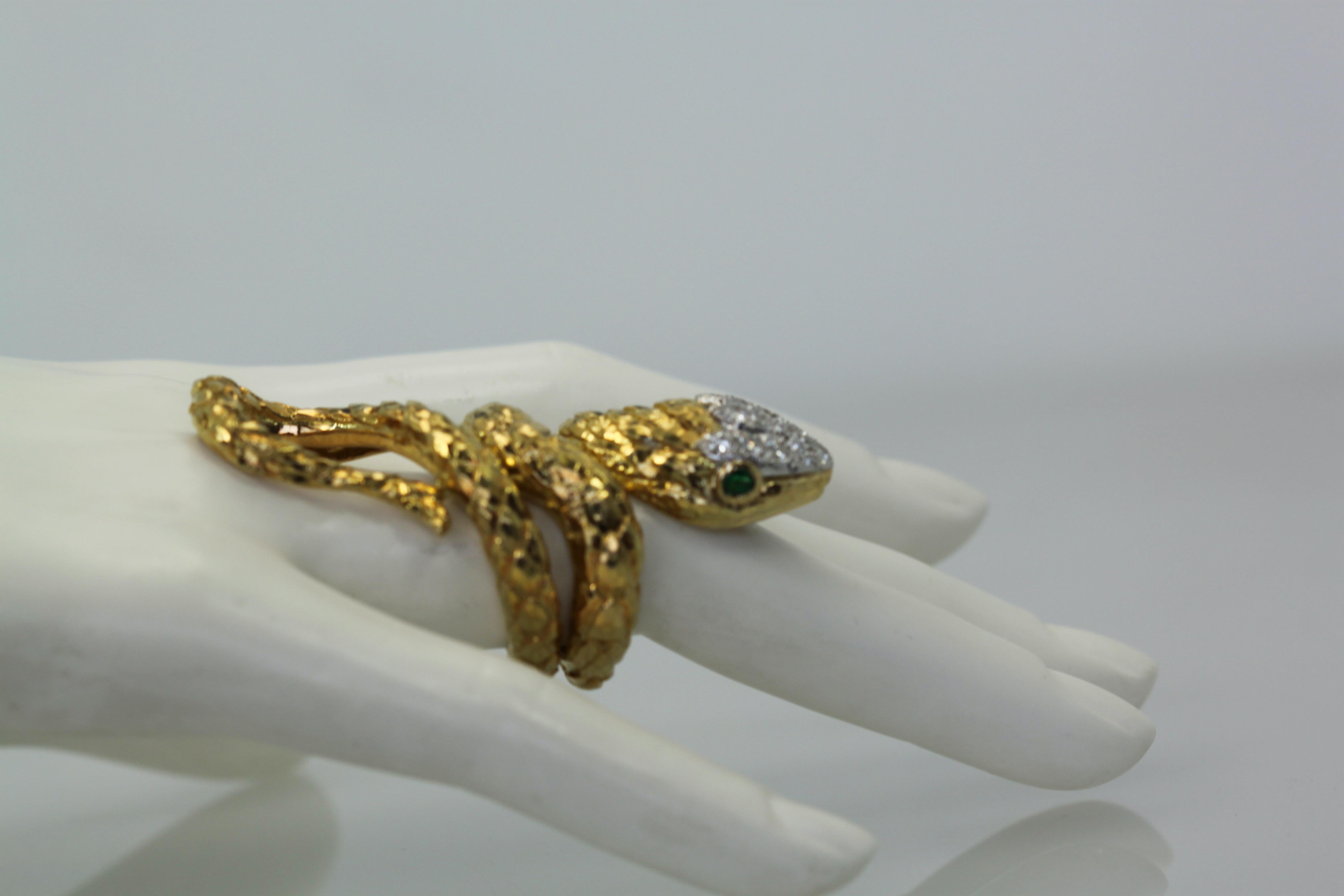 David Webb Gold Diamond Snake Ring In Good Condition In North Hollywood, CA