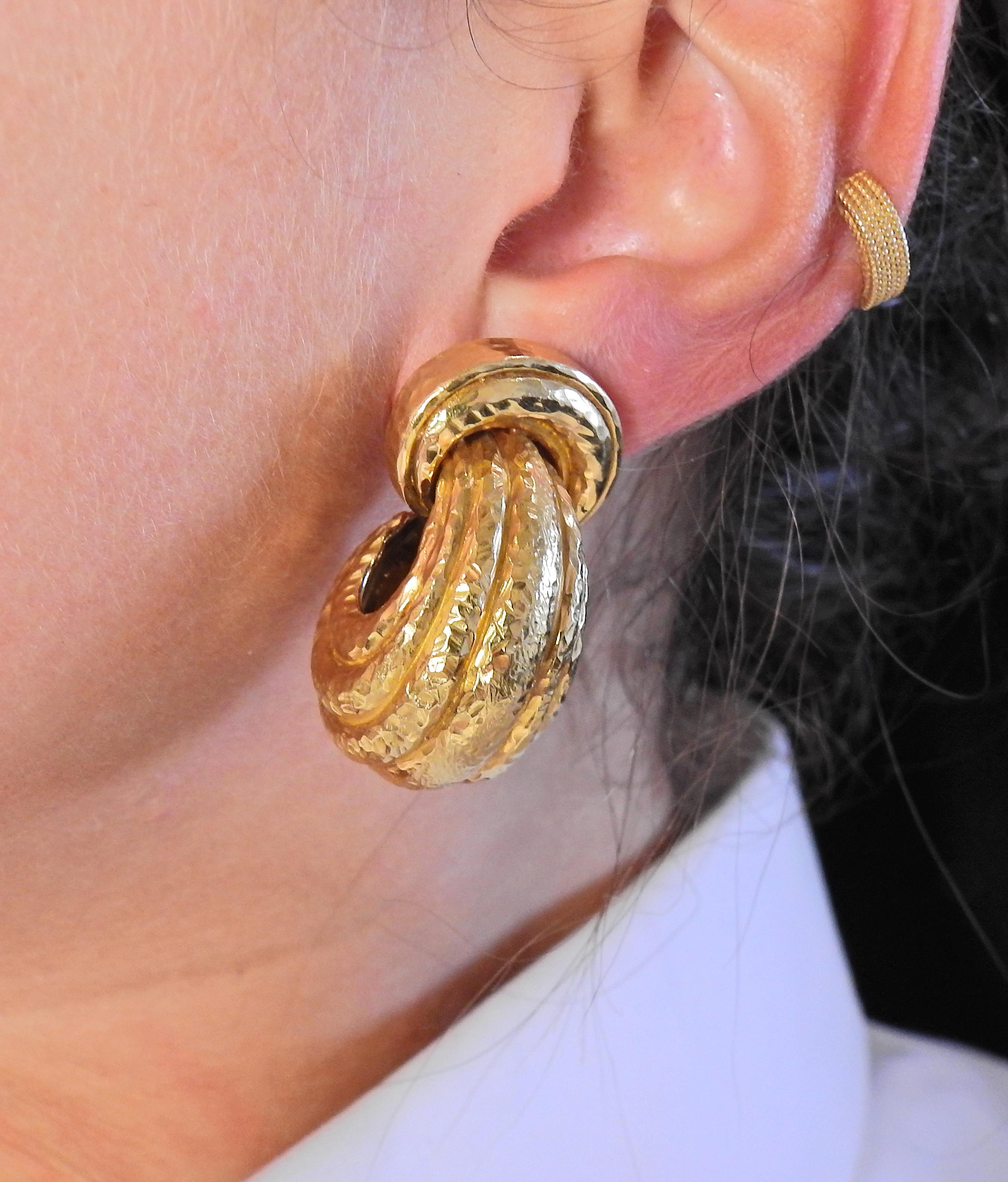 Women's David Webb Gold Doorknocker Earrings