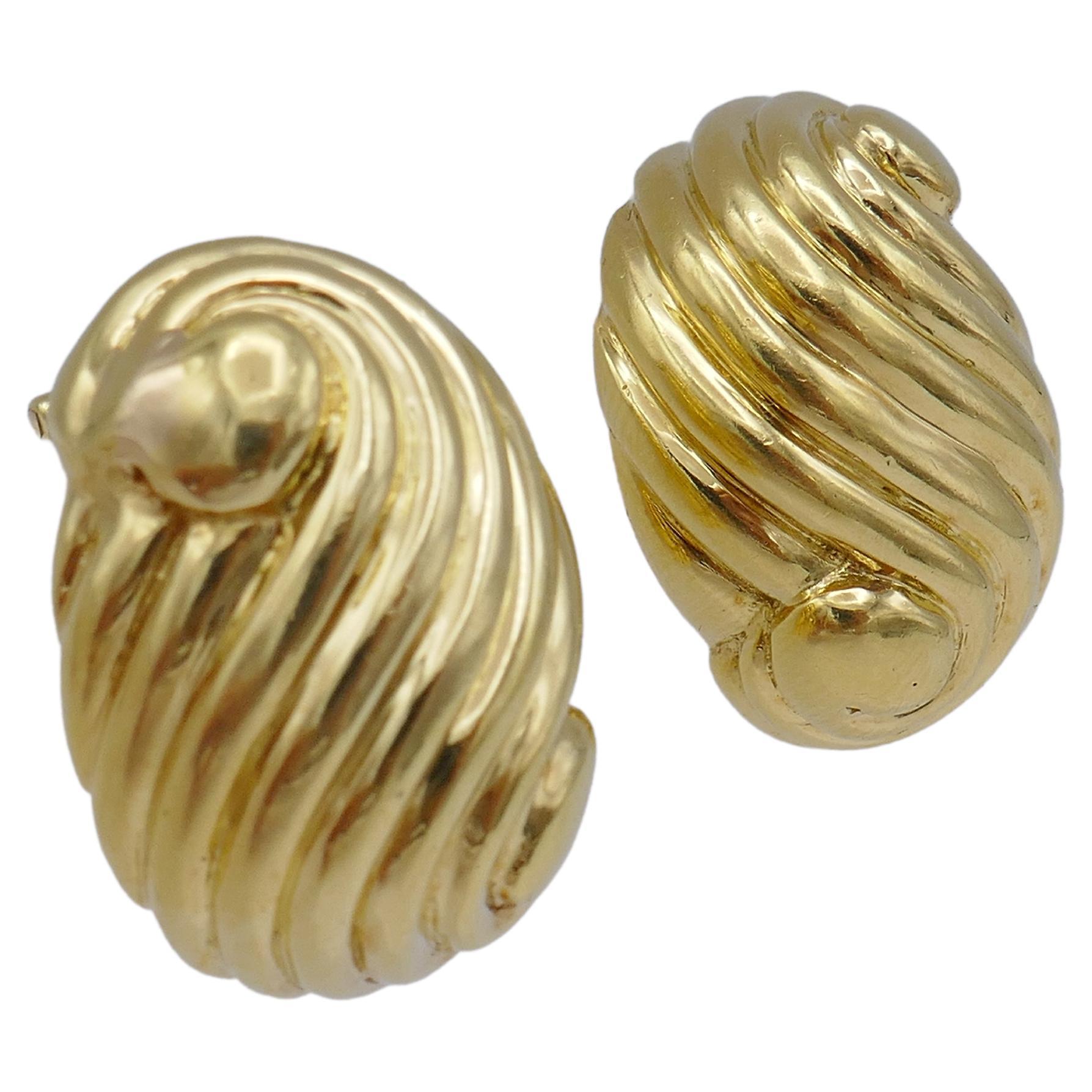 David Webb - Orecchini in oro, conchiglia a spirale in vendita 2