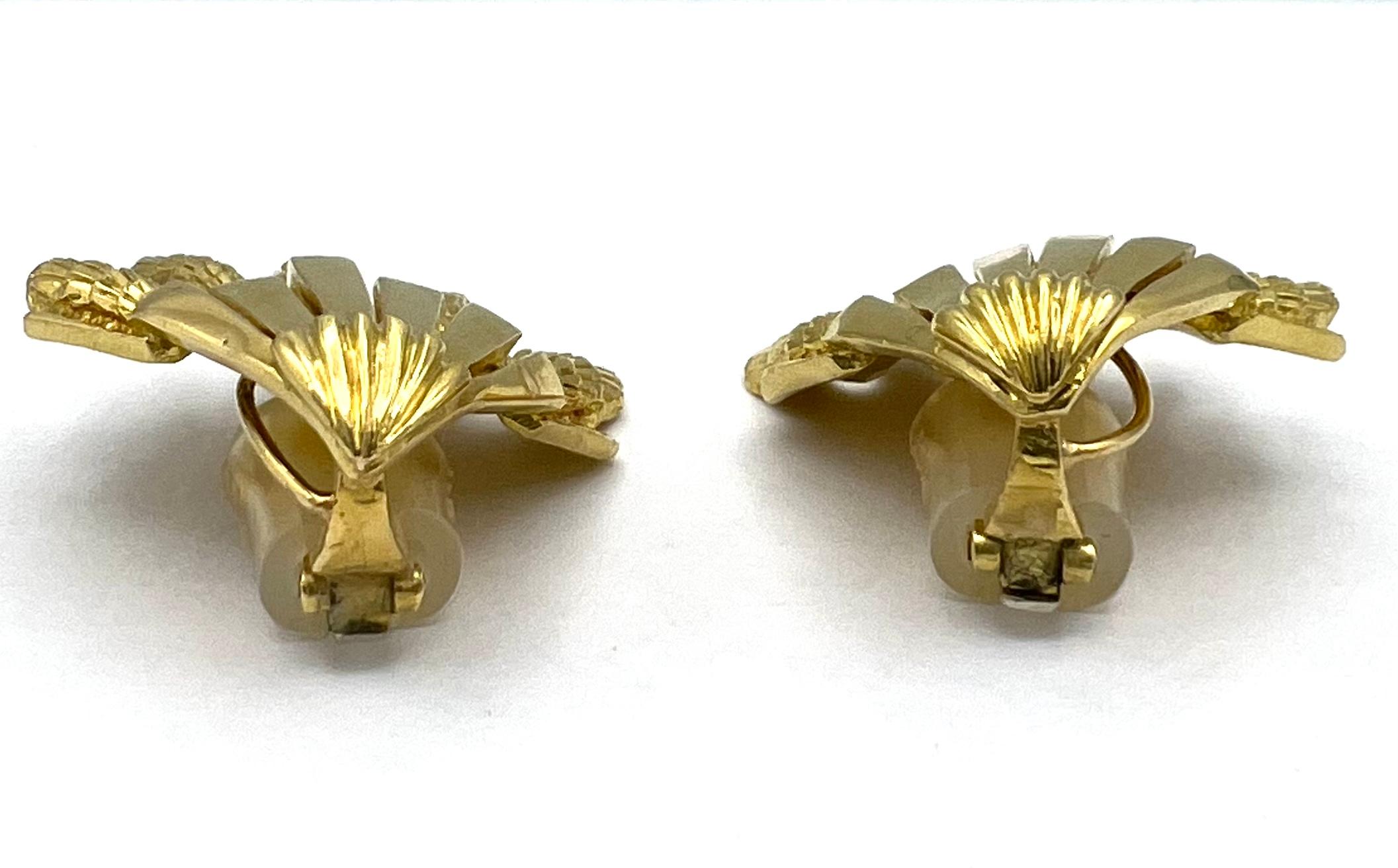 Women's or Men's David Webb Gold Earrings, Vintage Shell Earrings For Sale