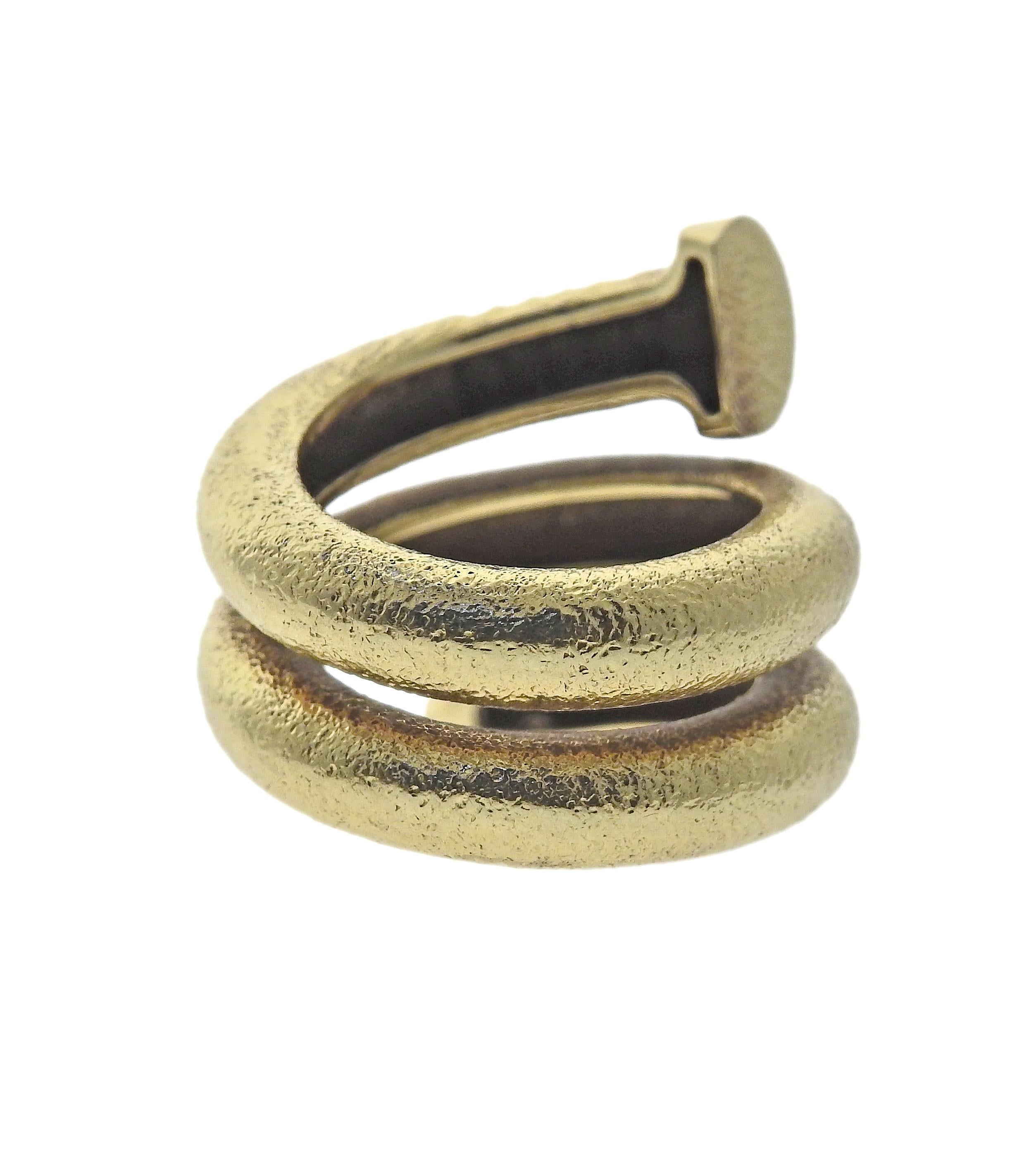 David Webb Gold Nail Ring In Excellent Condition For Sale In Lambertville, NJ