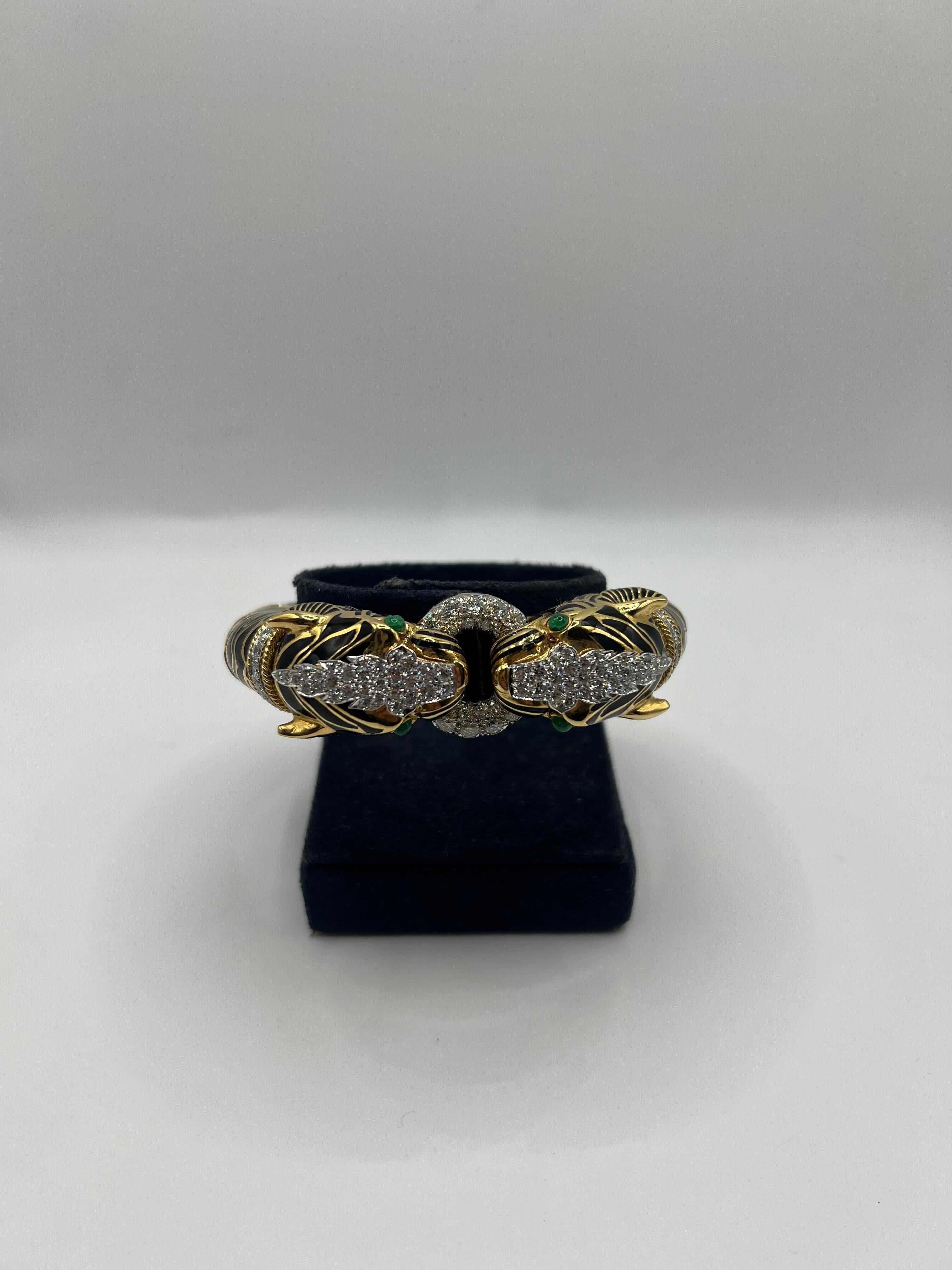 Tigerarmband aus Gold, Platin, Emaille, Smaragd und Diamanten von David Webb im Zustand „Hervorragend“ in New York, NY