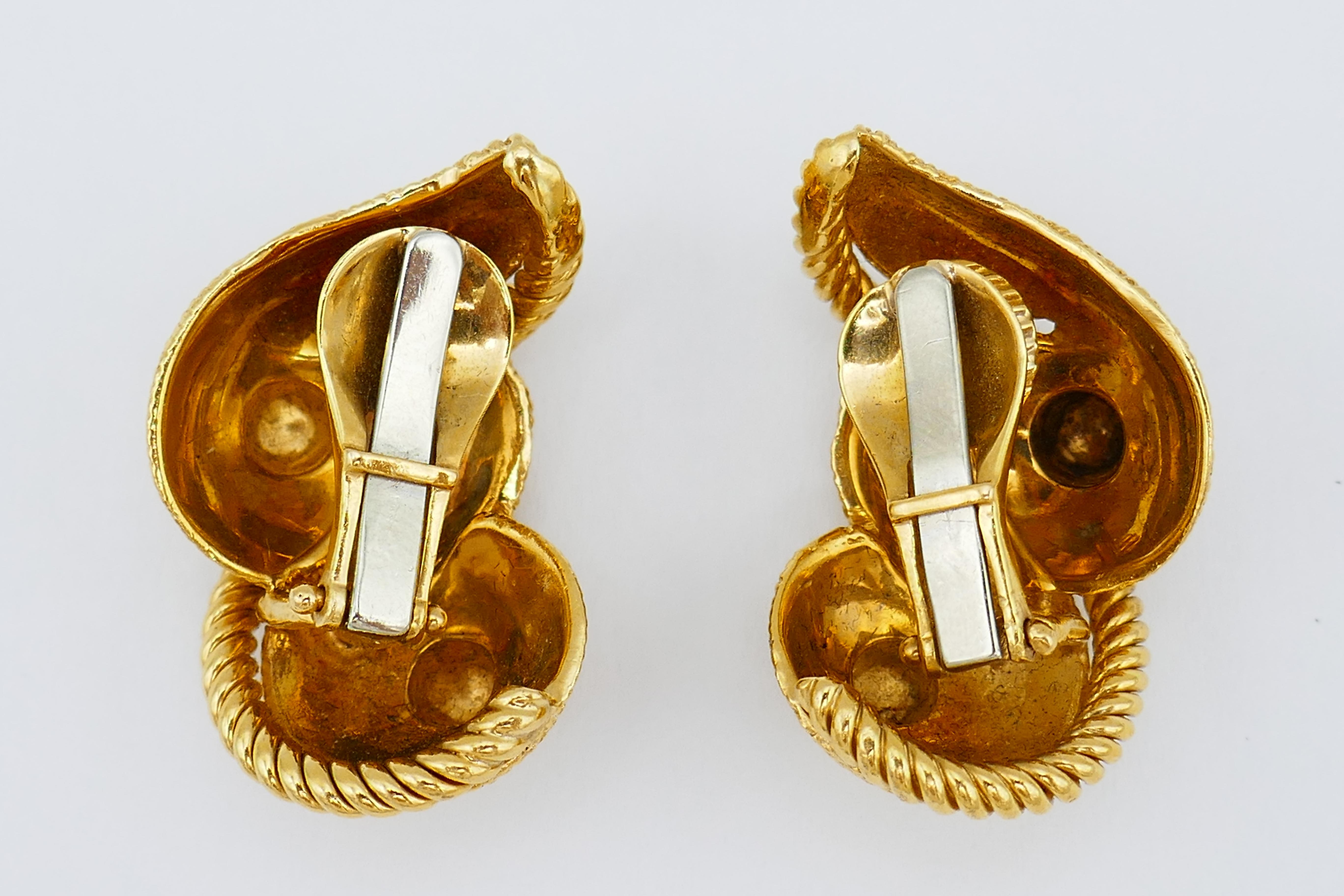 David Webb Gold Sea Shell Earrings 3