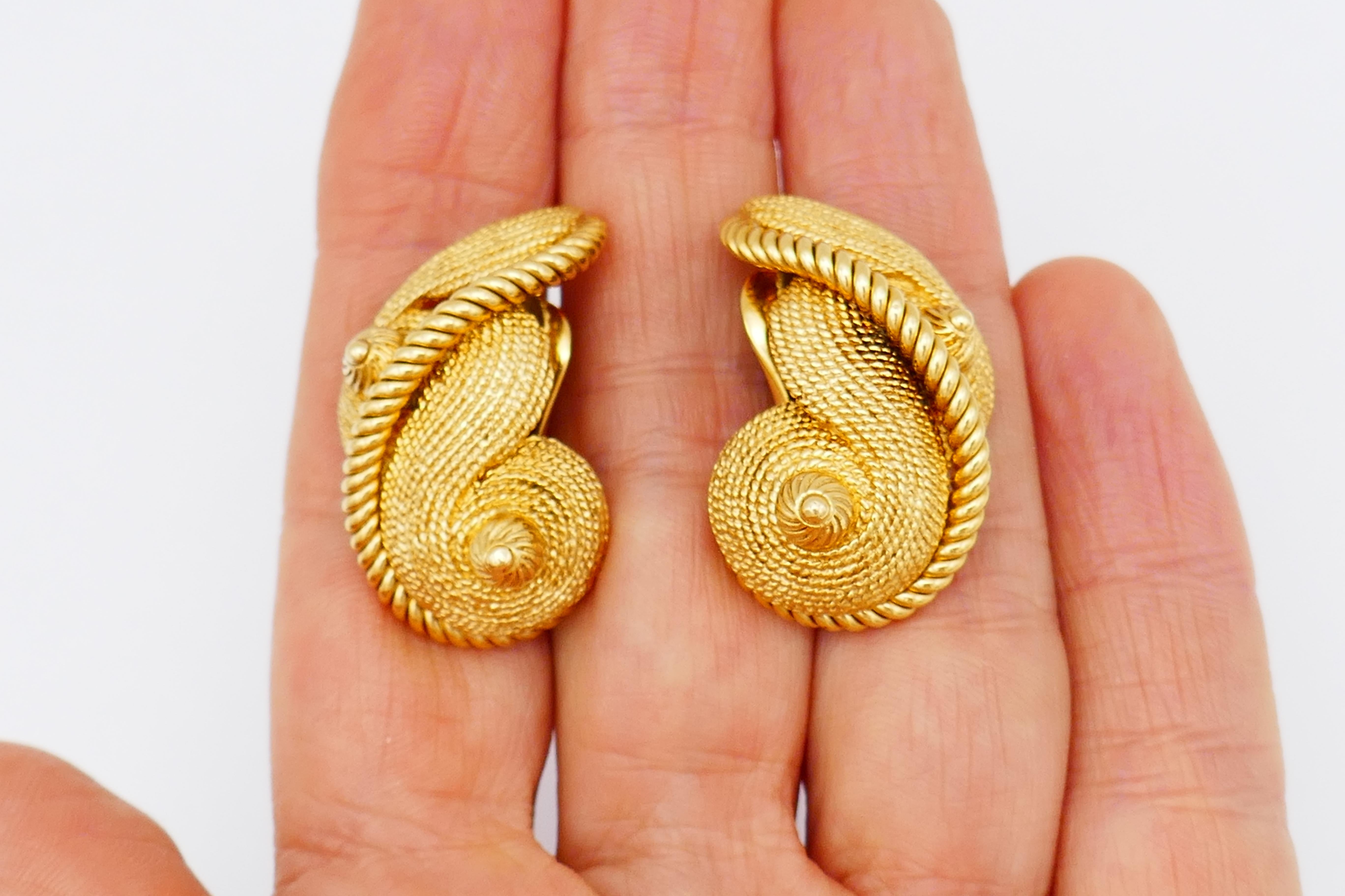 David Webb Gold Sea Shell Earrings 4