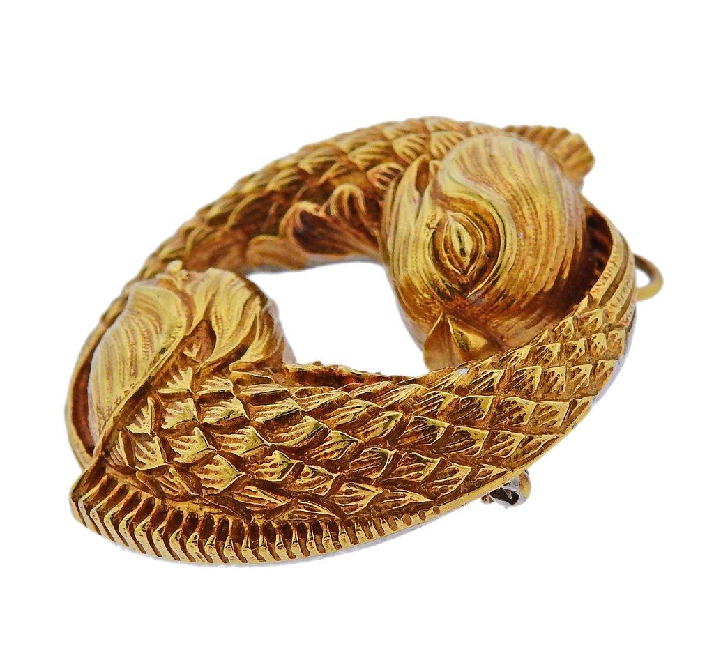 Large 18k gold pendant brooch by David Webb, featuring Pisces zodiac sign.  Pendant/brooch - 55mm in diameter. Weight is 51.8 grams. Marked 18k Webb. 