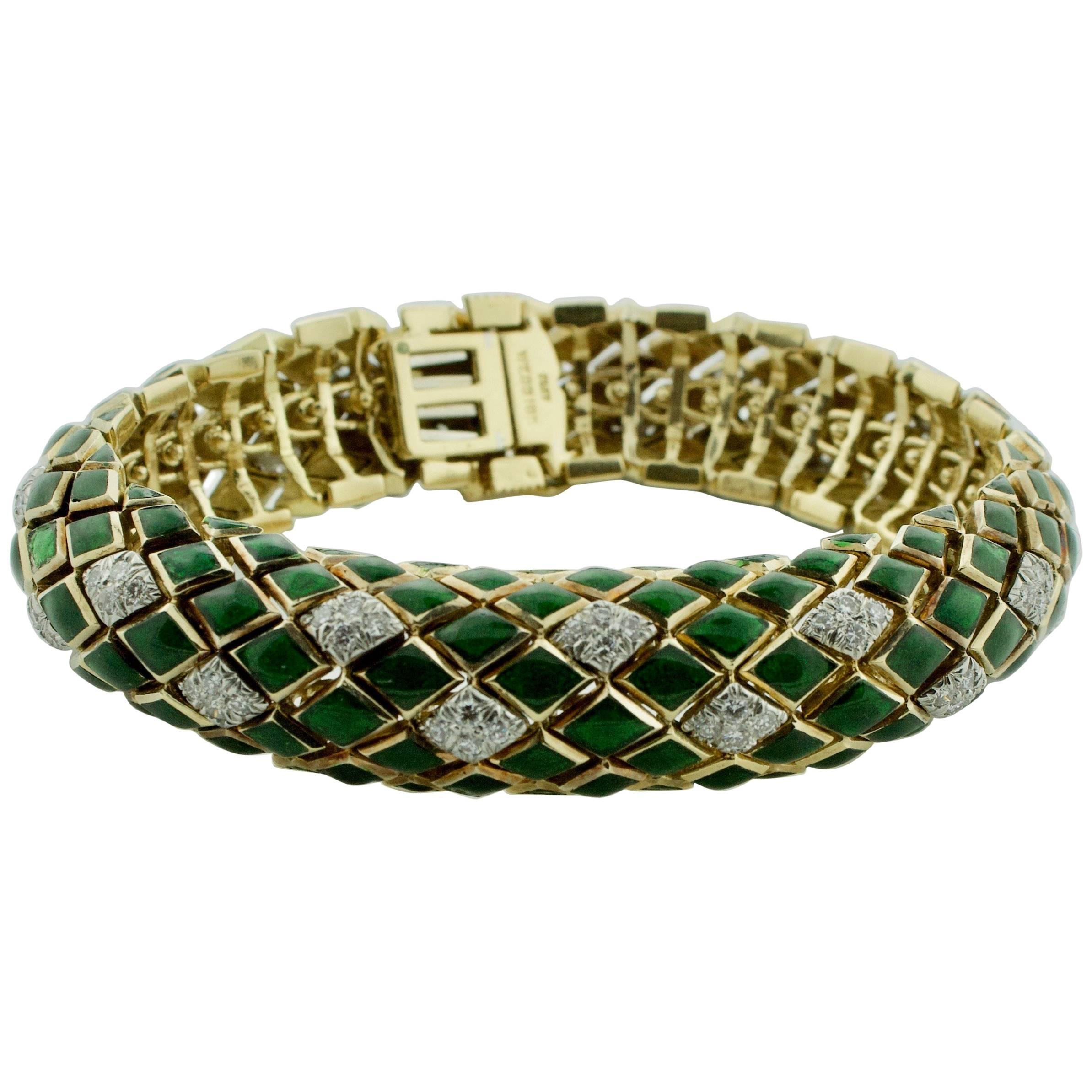 David Webb Bracelet en or 18 carats, émail vert et diamants