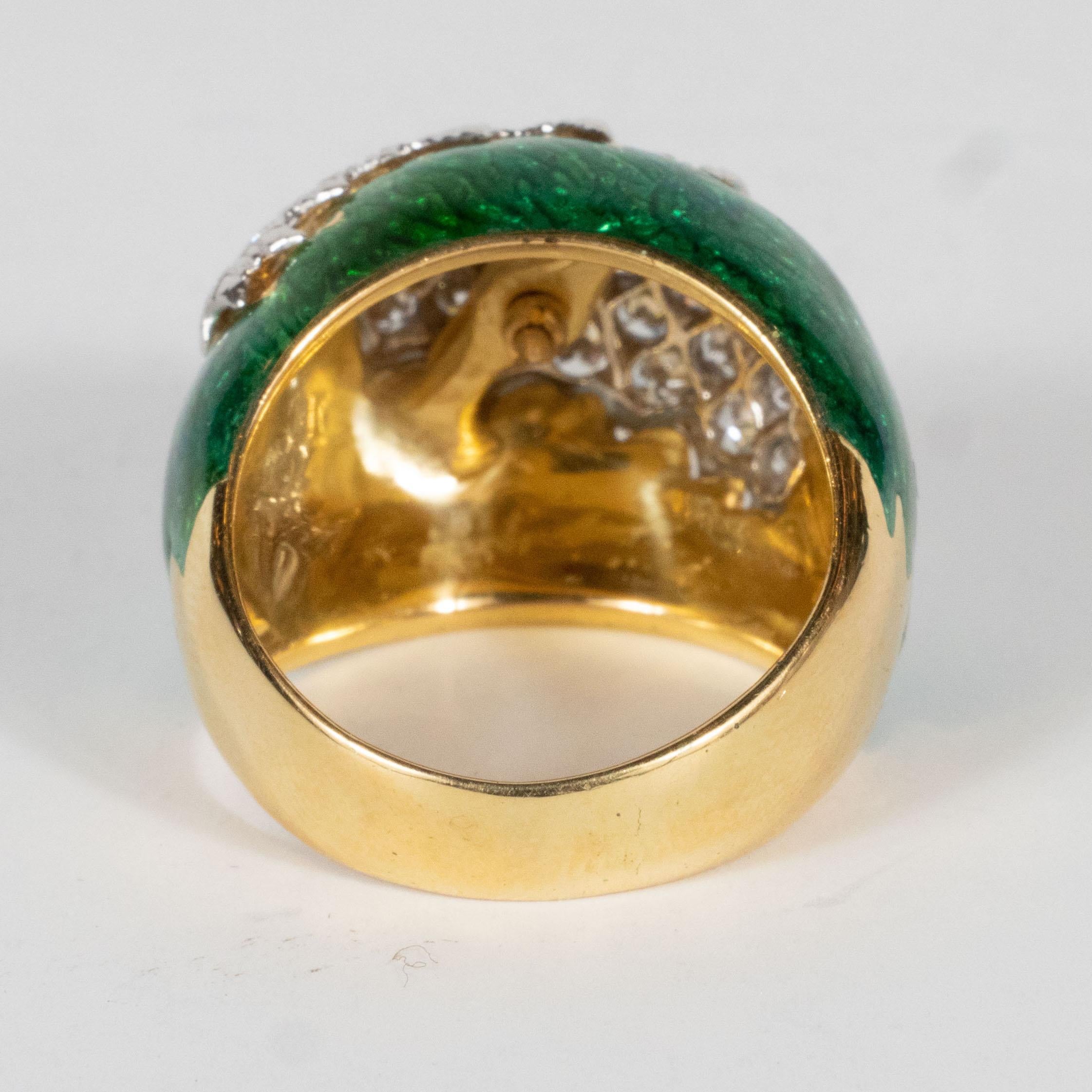 David Webb Green Enamel, Diamond, Gold and Platinum Ring In Excellent Condition For Sale In New York, NY