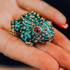 Spilla con rana in smalto verde di David Webb