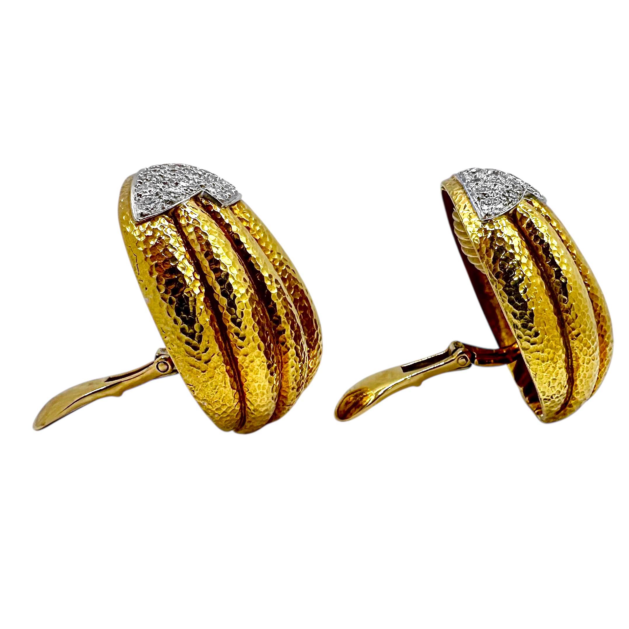 Women's David Webb Hammered Fluted Gold Earrings With Diamond Encrusted Accents For Sale