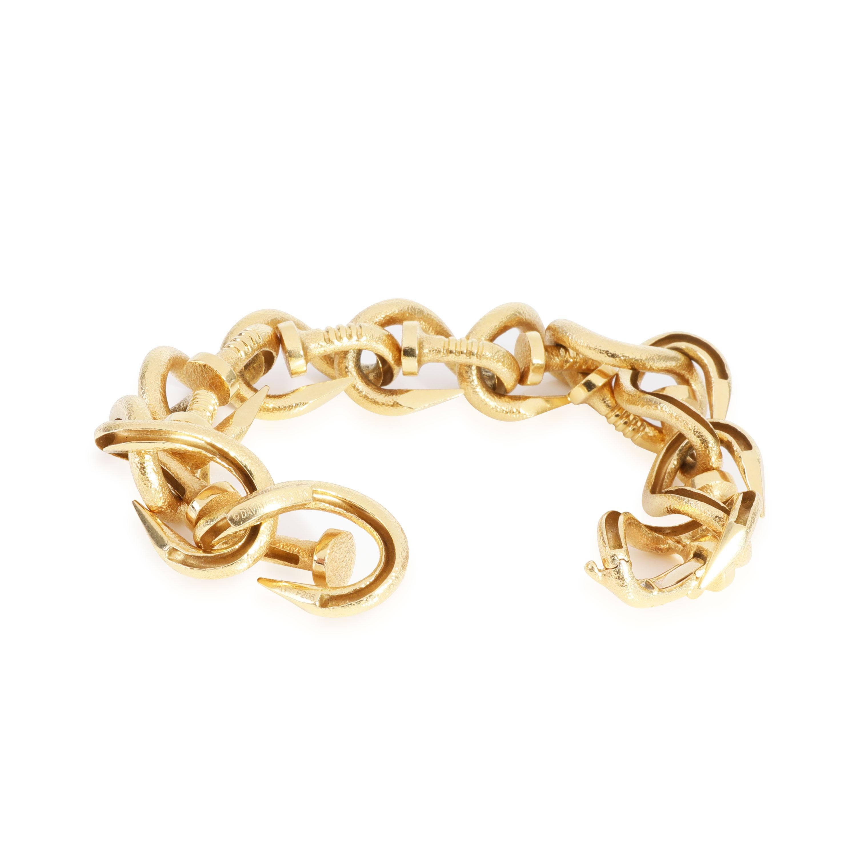 David Webb Hammered Nail Bracelet in 18K Yellow Gold

PRIMARY DETAILS
SKU: 118722
Listing Title: David Webb Hammered Nail Bracelet in 18K Yellow Gold
Condition Description: Retails for 16800 USD. In excellent condition and recently polished. Chain