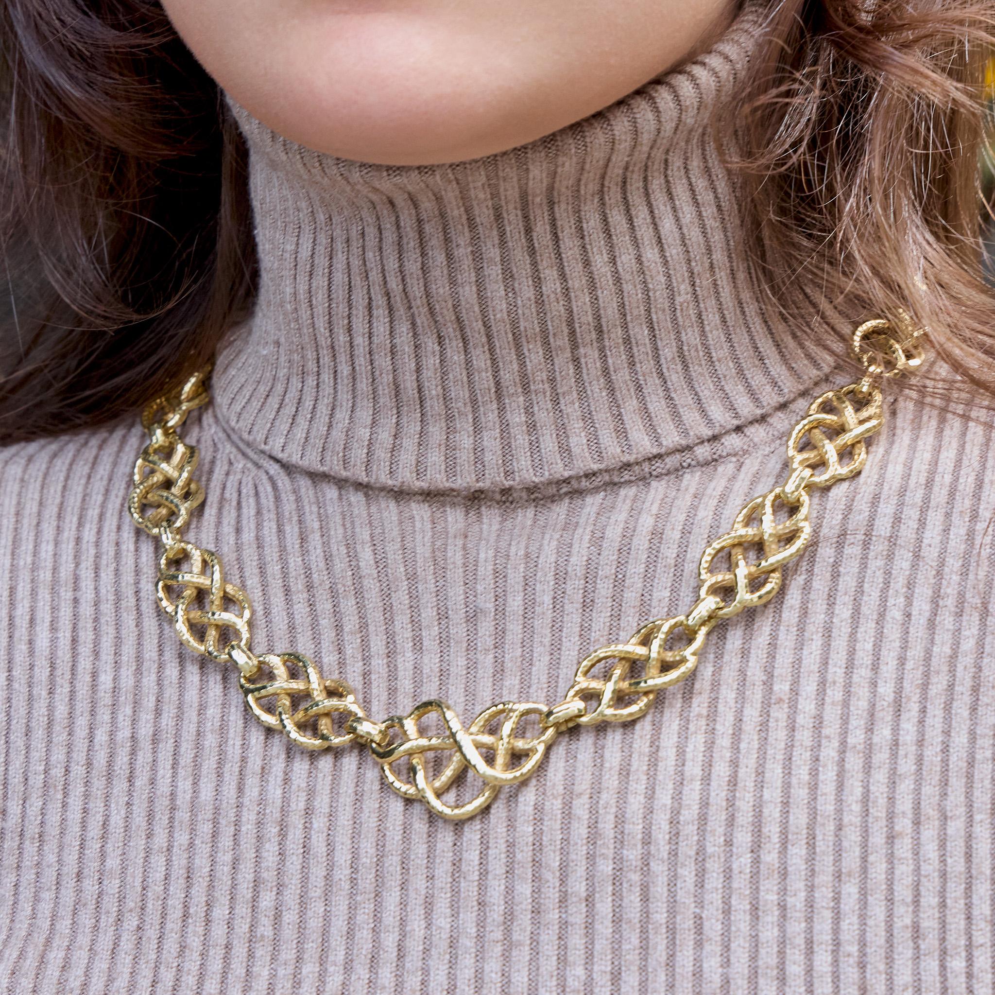 David Webb Hammered Pendant Necklace For Sale 3