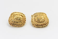 David Webb Hammered Spiral Design Gold Cufflinks