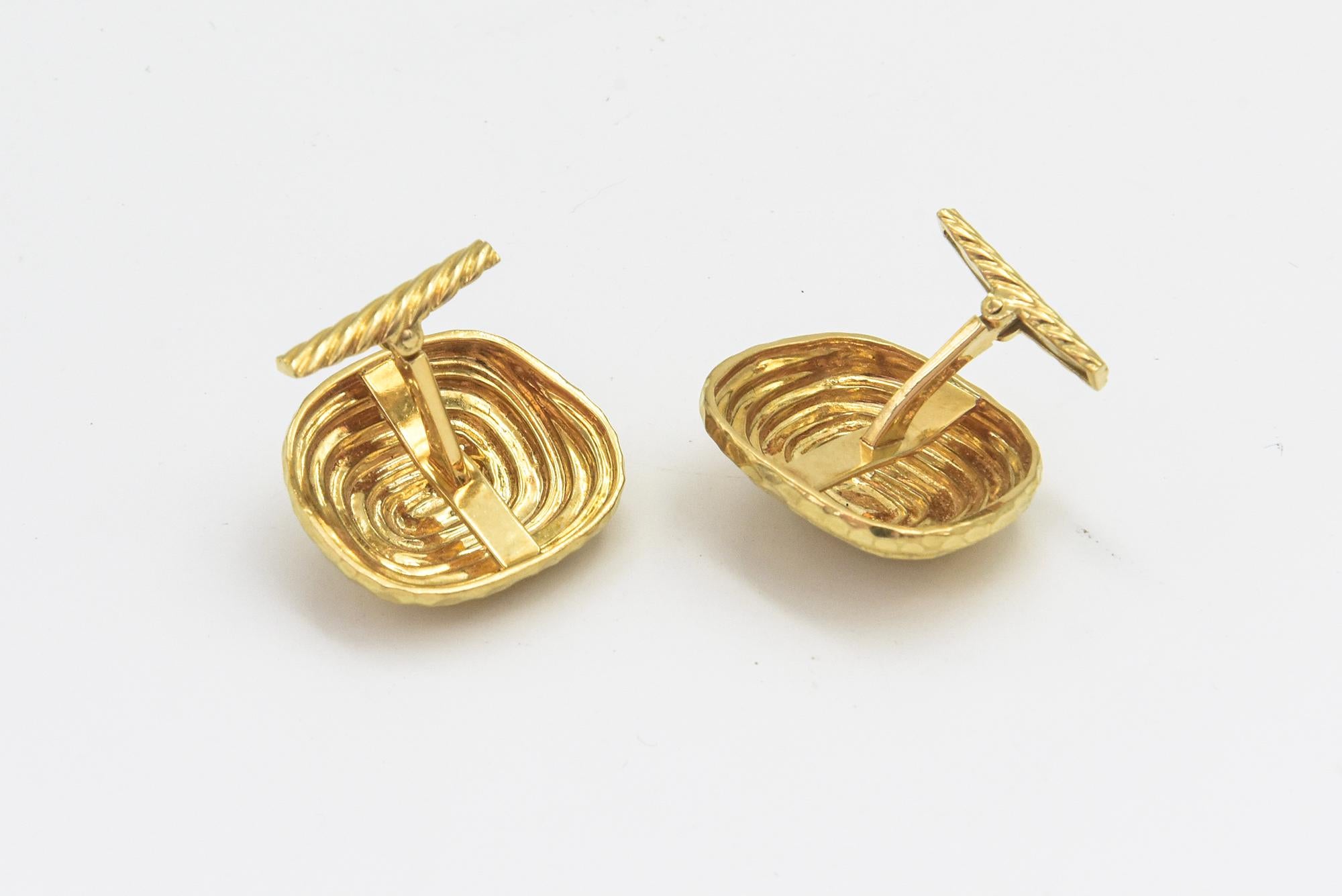 David Webb Hammered Spiral Design Gold Cufflinks For Sale 2