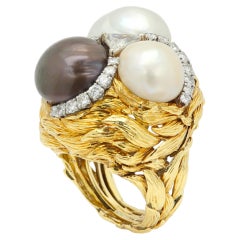 David Webb Large Gold Cocktail Ring Three Pearls and Diamonds 18k and Platinum