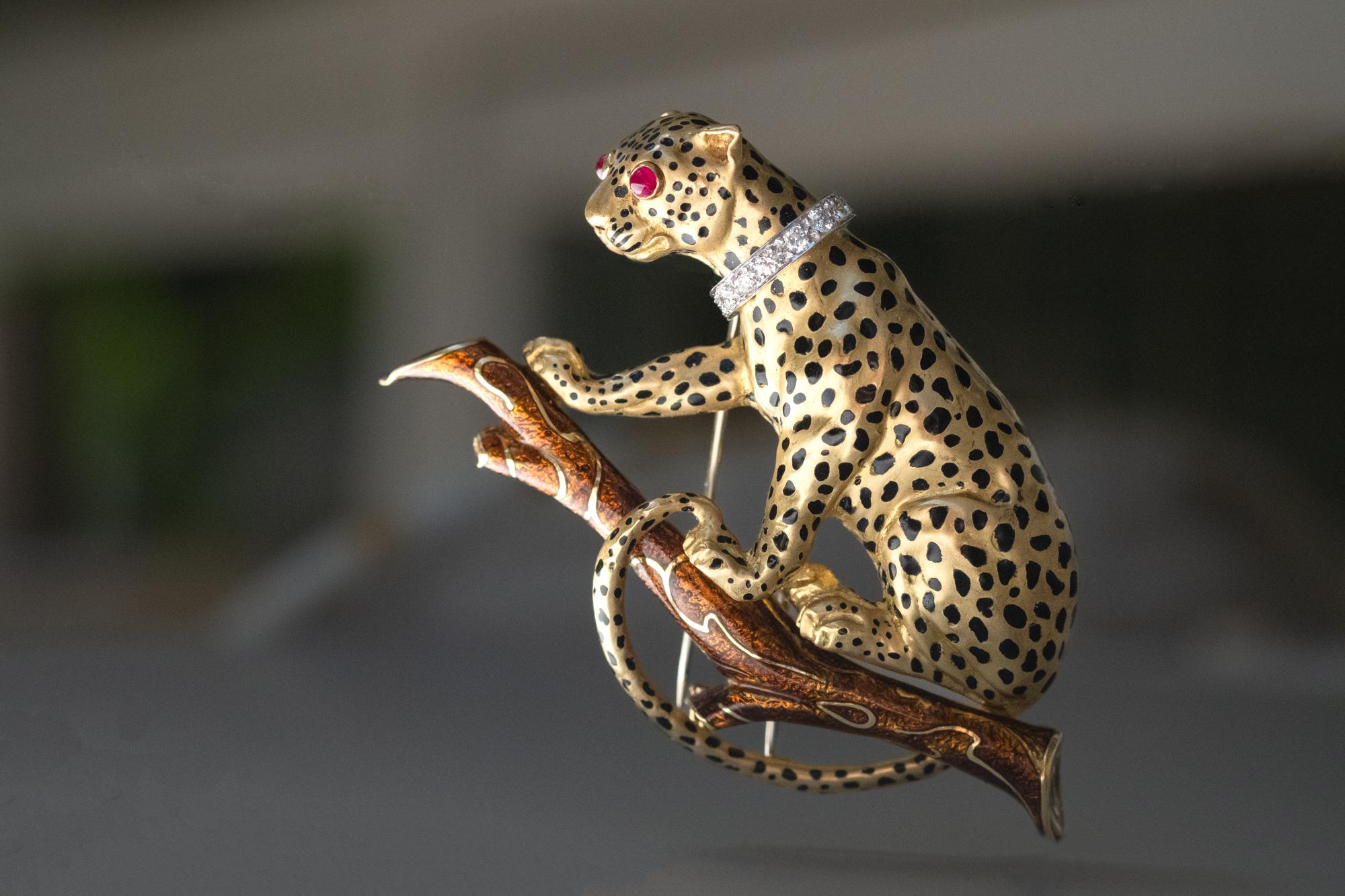 Round Cut David Webb Leopard 18ct yellow gold enamel, Rubies and Diamond Brooch For Sale