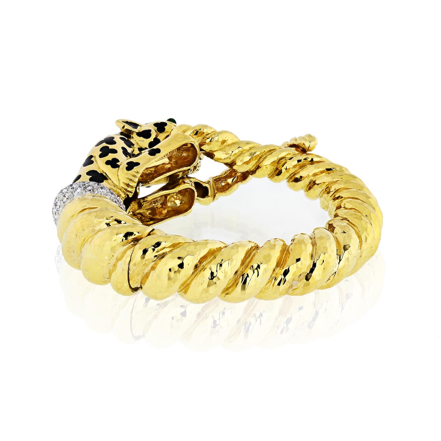 David Webb Leopard 18 Karat Gelbgold gepunkteter Armreif Diamant-Armband (Moderne) im Angebot