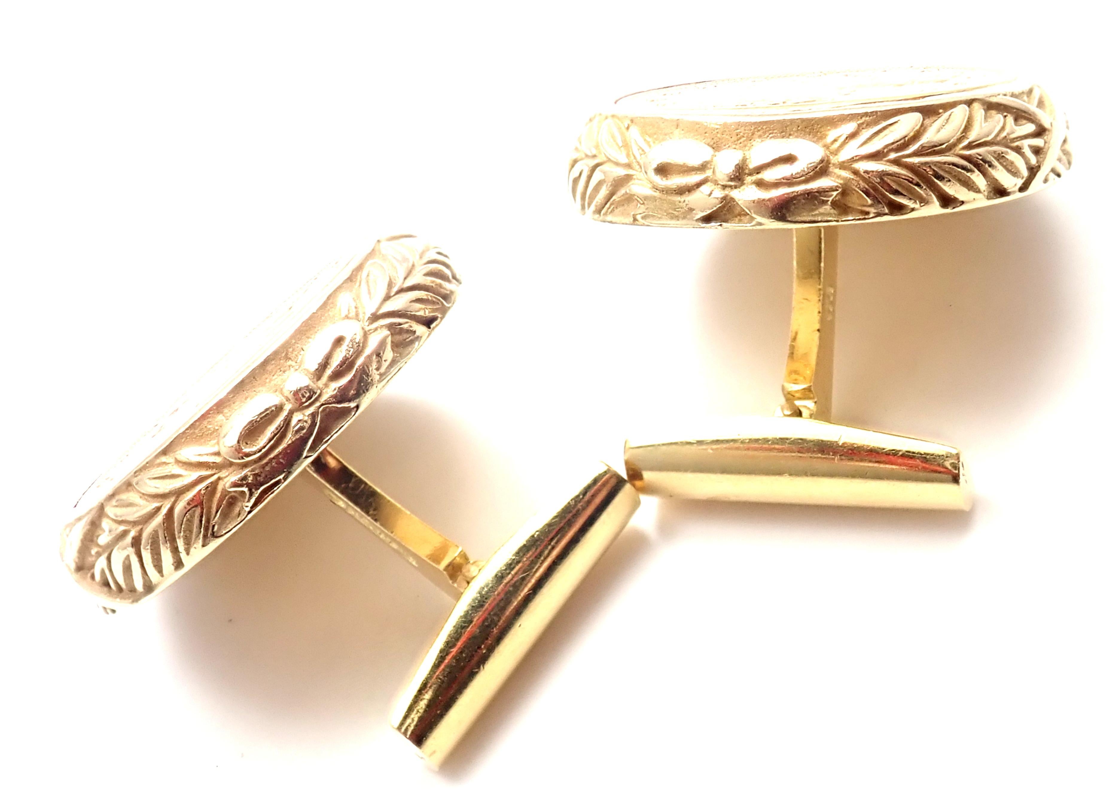 18k Yellow Gold $5 Liberty Coin Cufflinks by David Webb. 
With 2 1887 $5 Liberty Coins.
Details: 
Dimensions: 28mm x 18mm x 30mm
Weight:  44.5 grams
Stamped Hallmark: Webb 18K
*Free Shipping within the United States*
YOUR PRICE: $6,500
T1912toed