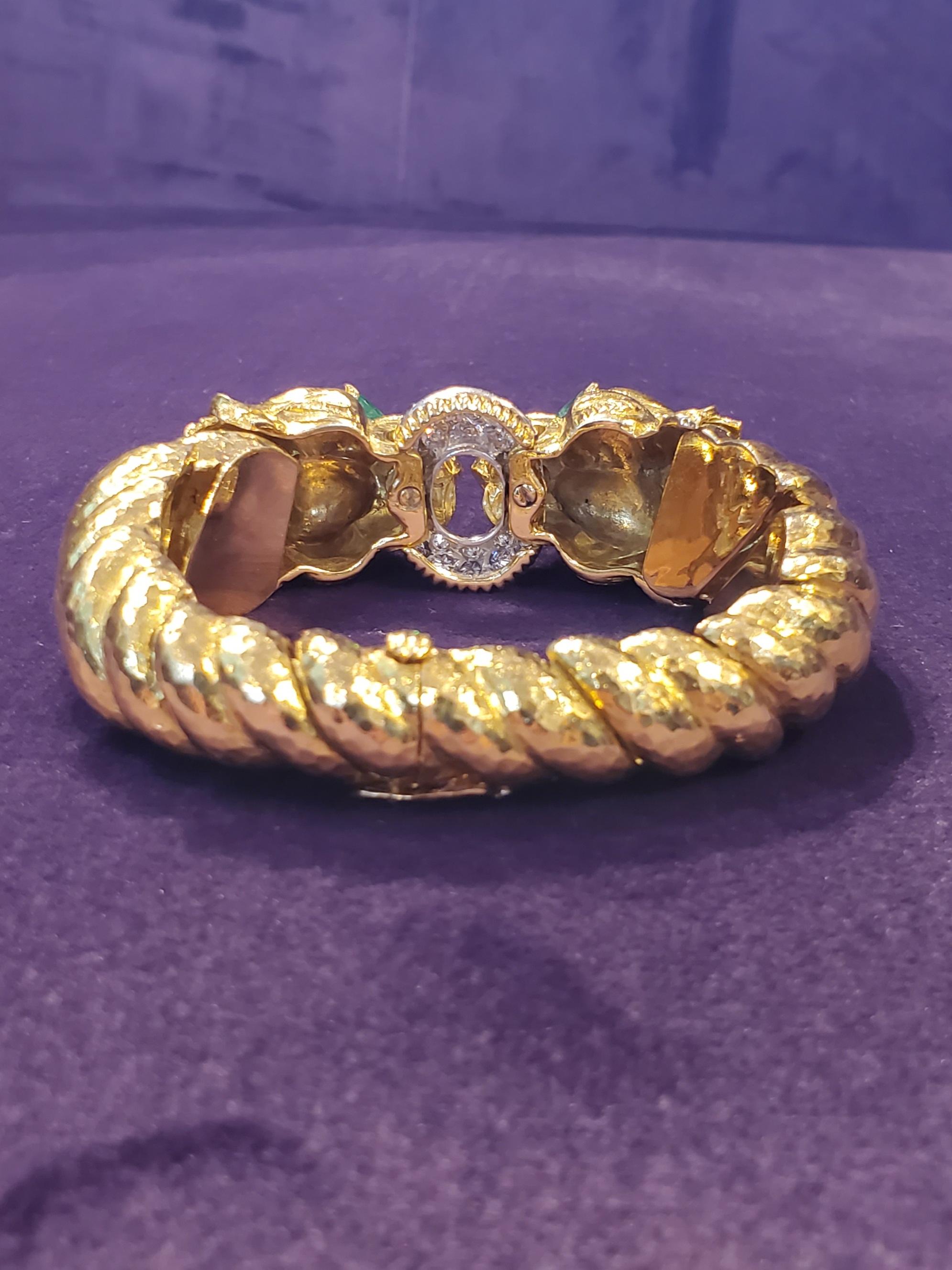 David Webb Lion Emerald Diamond & Gold Bracelet 5