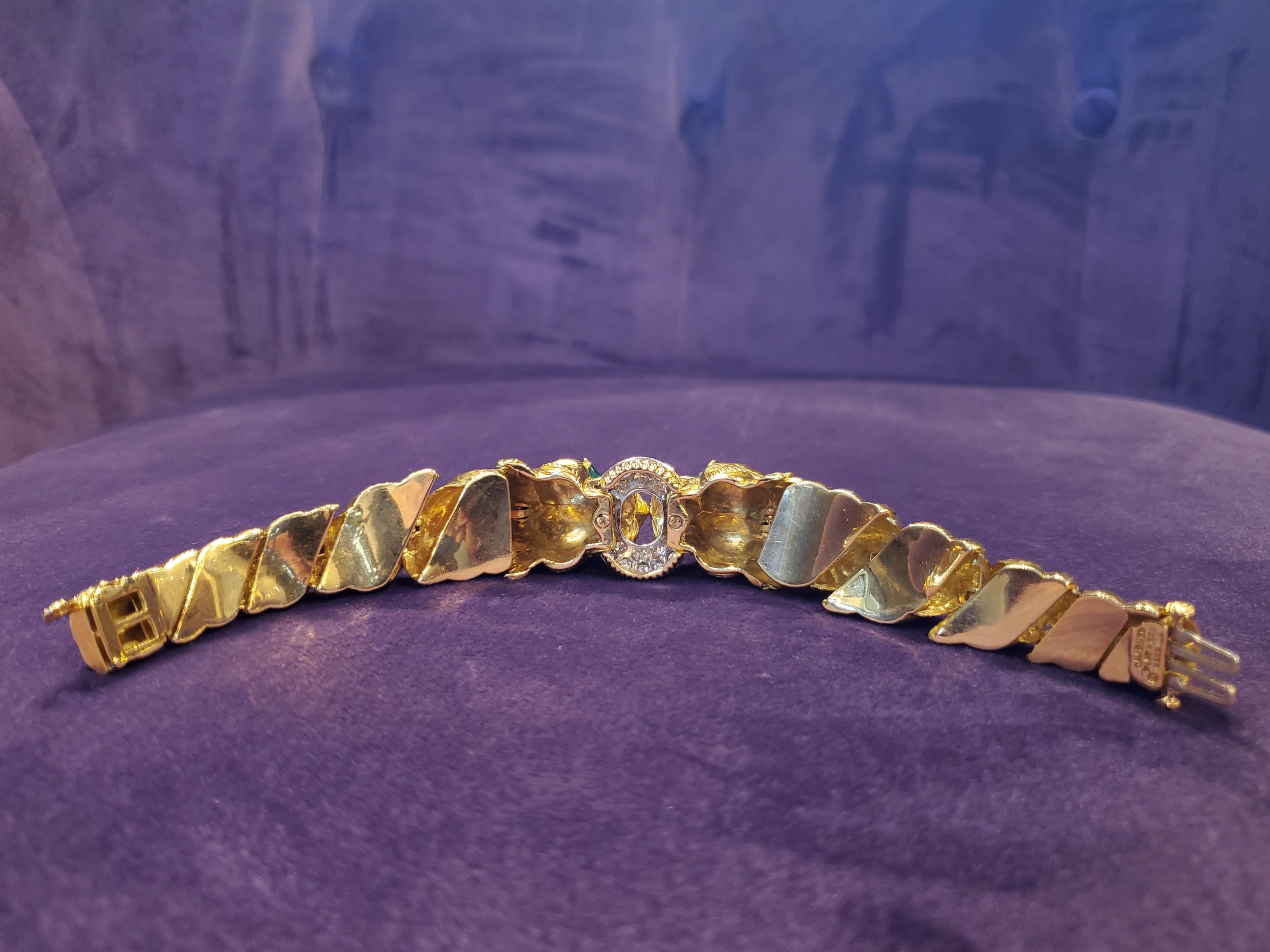David Webb Lion Emerald Diamond & Gold Bracelet 14