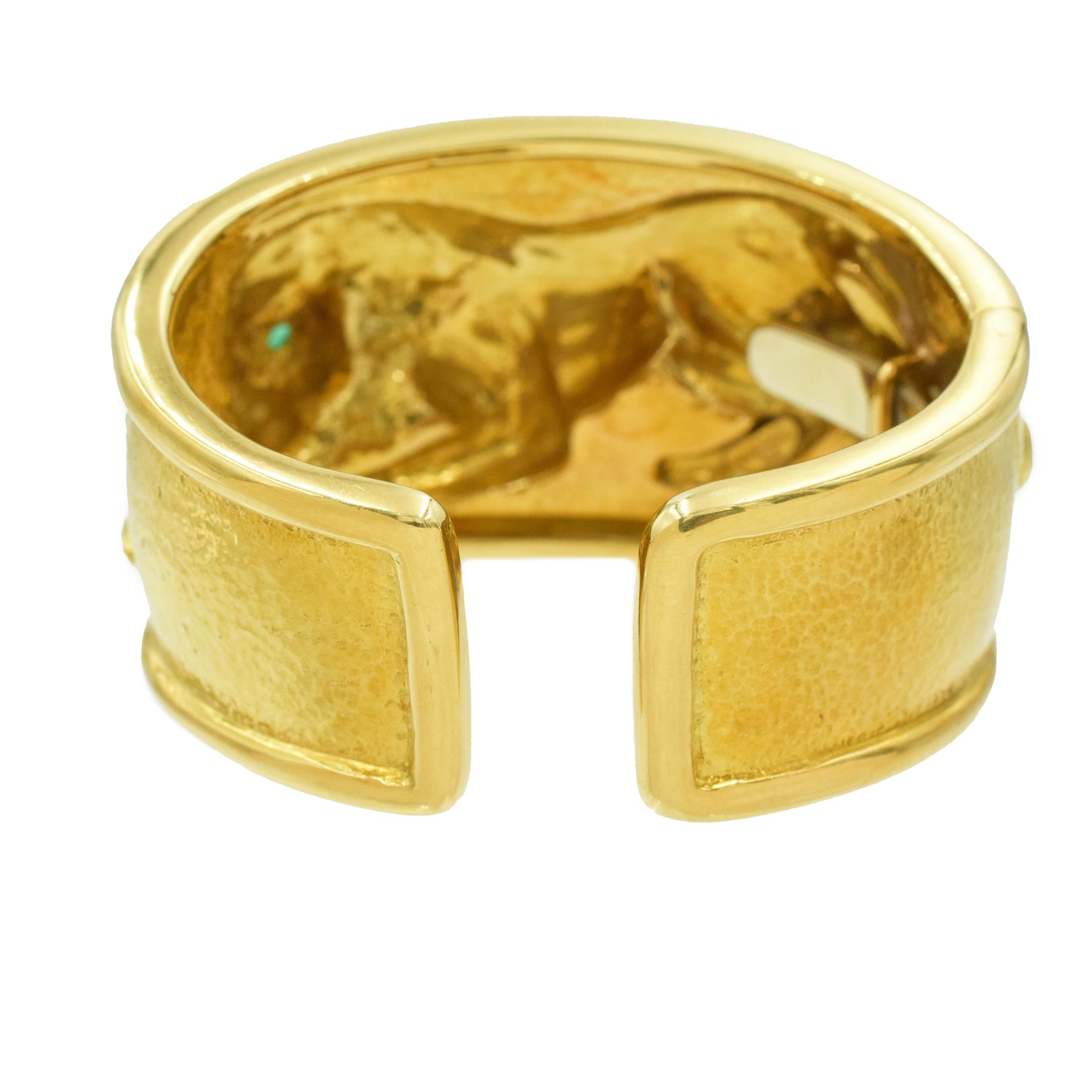 Bracelet en or « Lion » de David Webb en vente 5