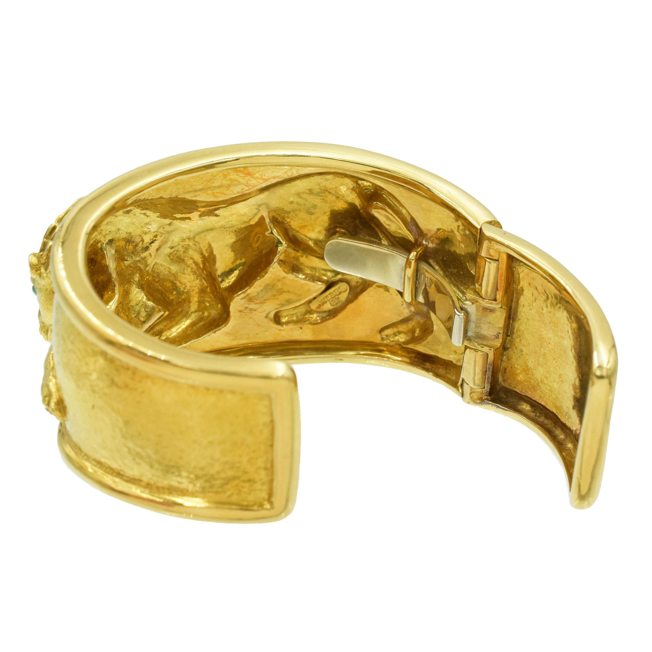 Bracelet en or « Lion » de David Webb en vente 3