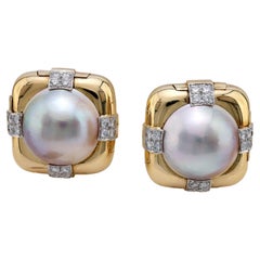 David Webb mabe pearl and diamond 18k yellow gold earrings