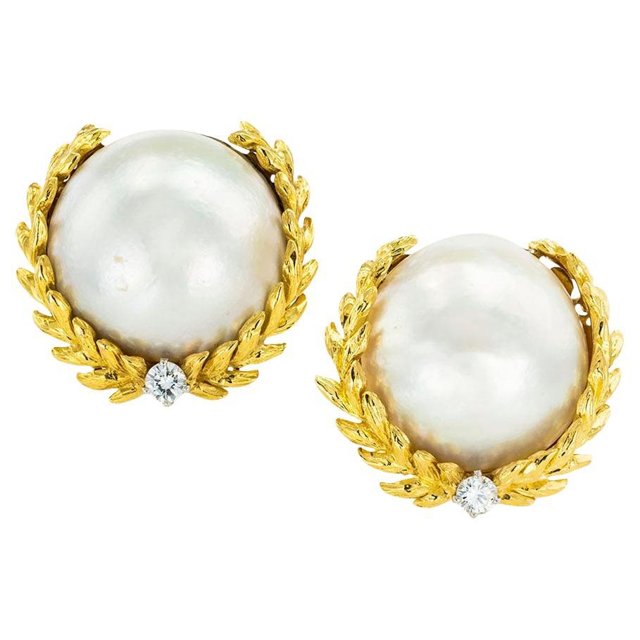 David Webb Mabe Pearl Diamond Yellow Gold Clip on Earrings