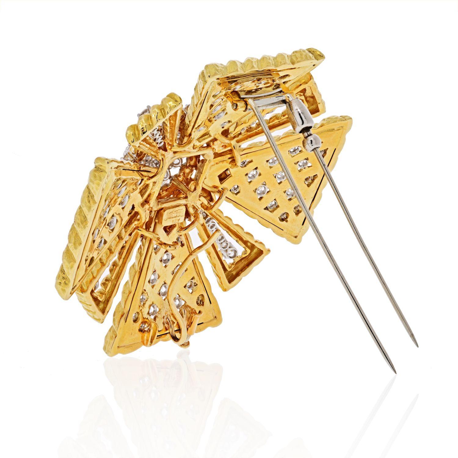 Women's or Men's David Webb Maltese Cross 18 Karat Yellow Gold Diamond Brooch