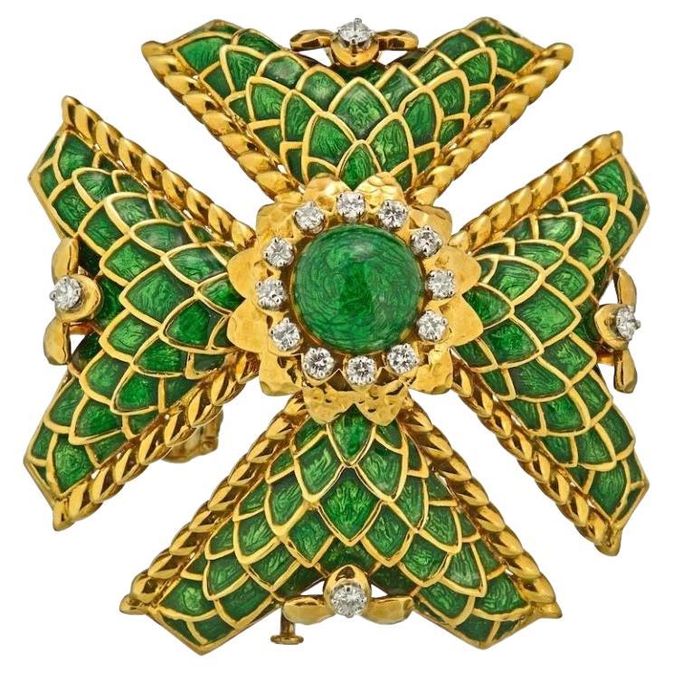 David Webb Maltese Cross 18 Karat Yellow Gold Green Enamel Brooch Pendant