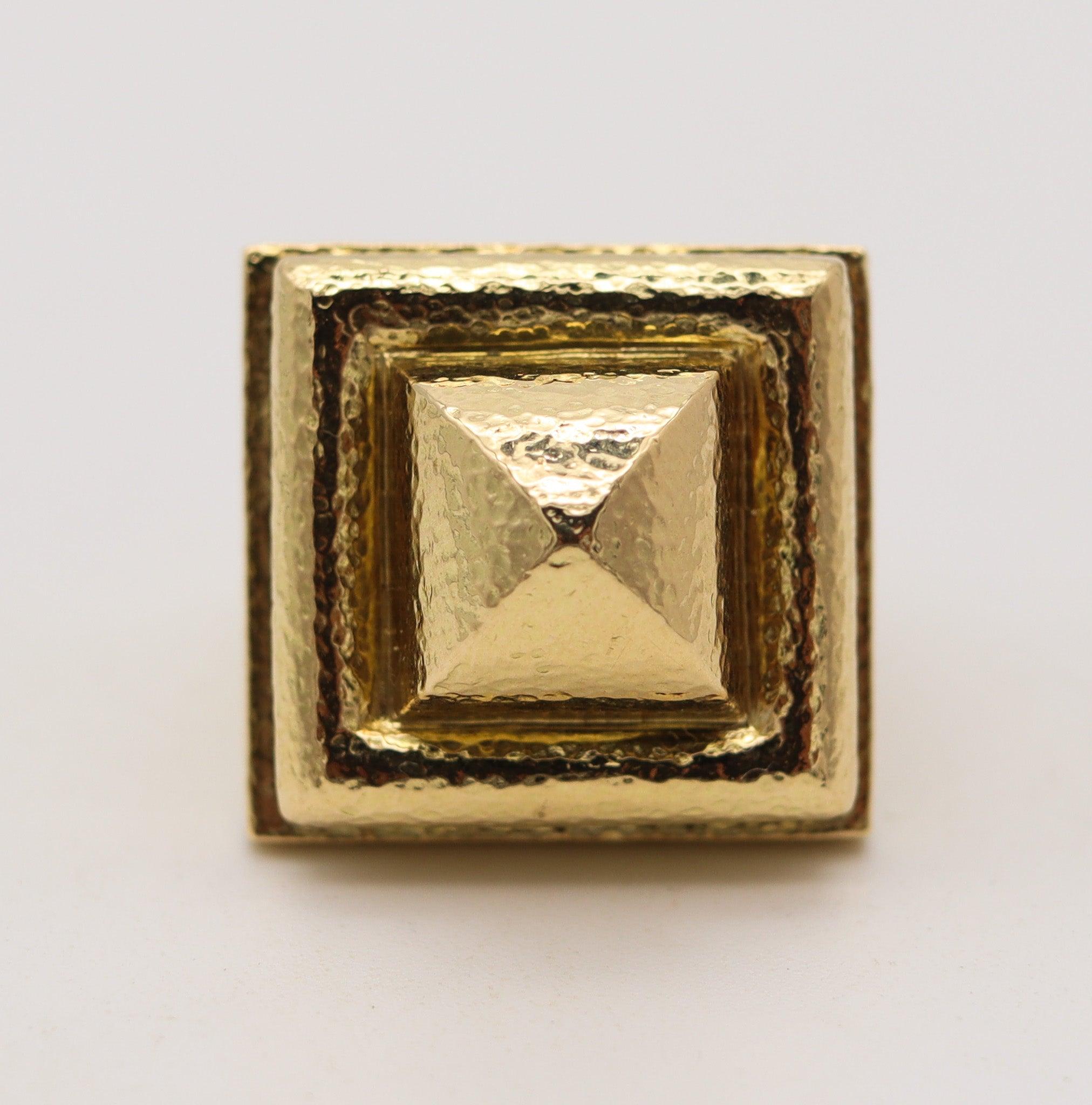 David Webb Massive Architectural Geometric Cocktail Ring in oro giallo 18Kt massiccio in vendita 3