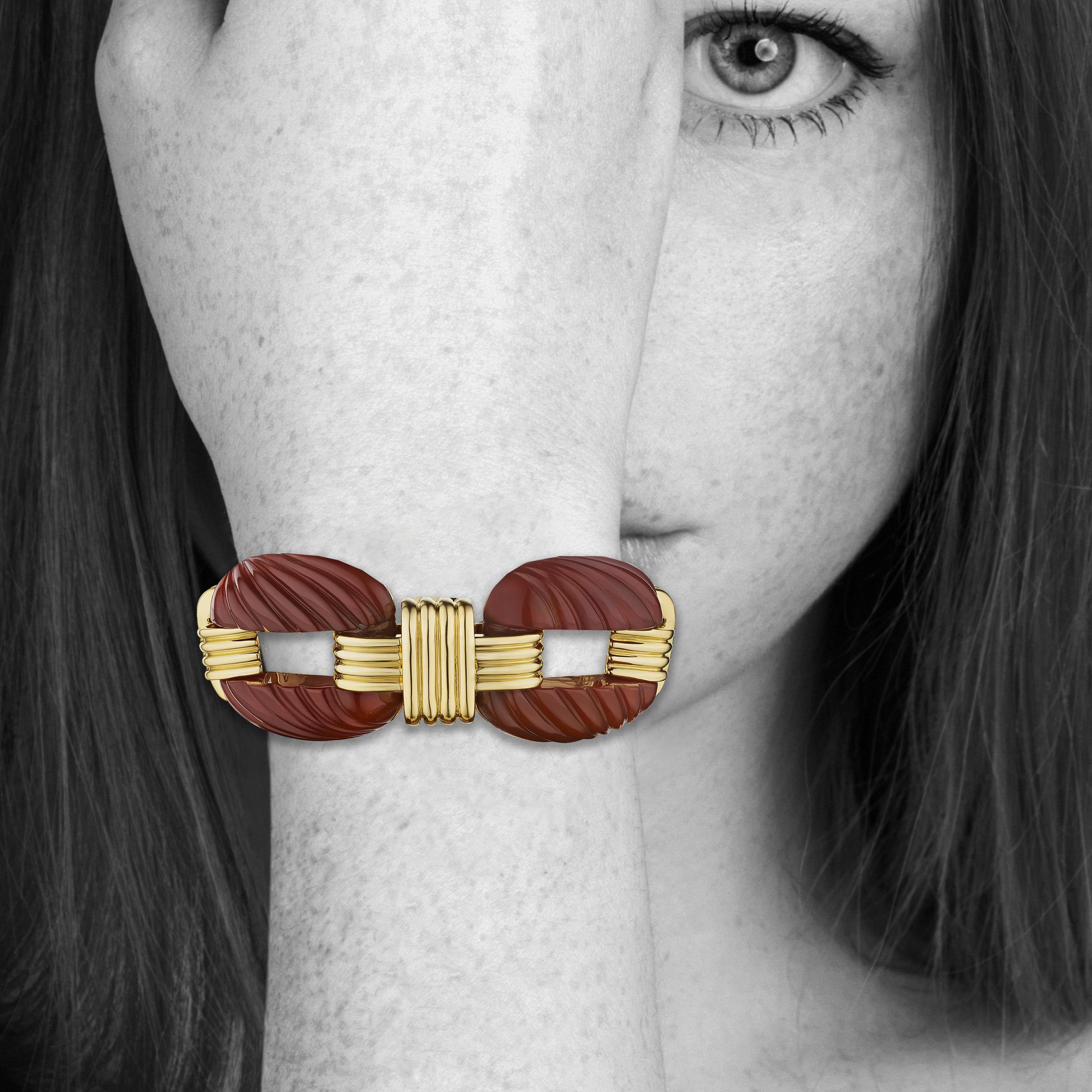 Women's David Webb Modernist Carnelian Gold Link Bracelet