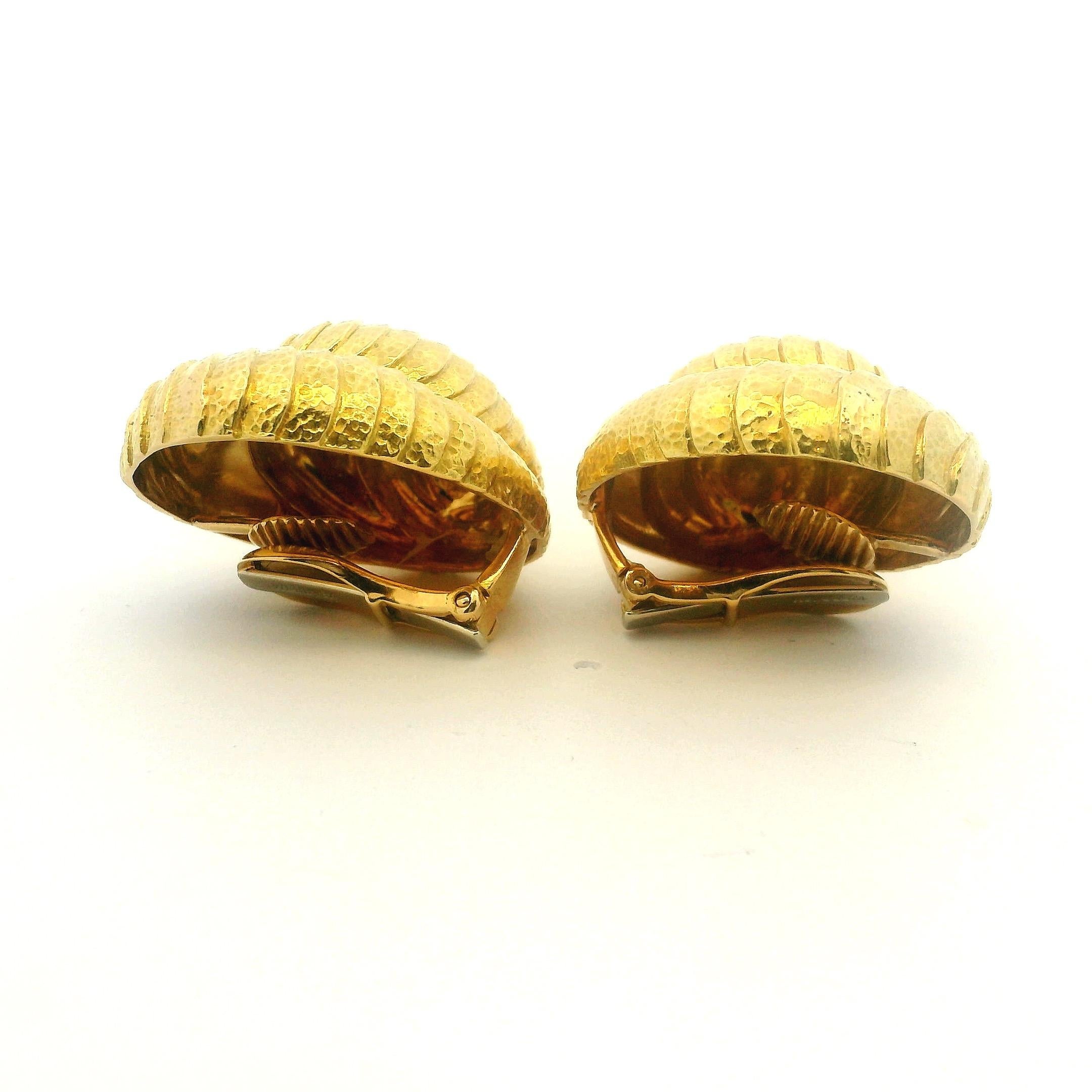 David Webb Nautilus Shell Earrings in 18K Yellow Gold, Circa 1970s For Sale 5