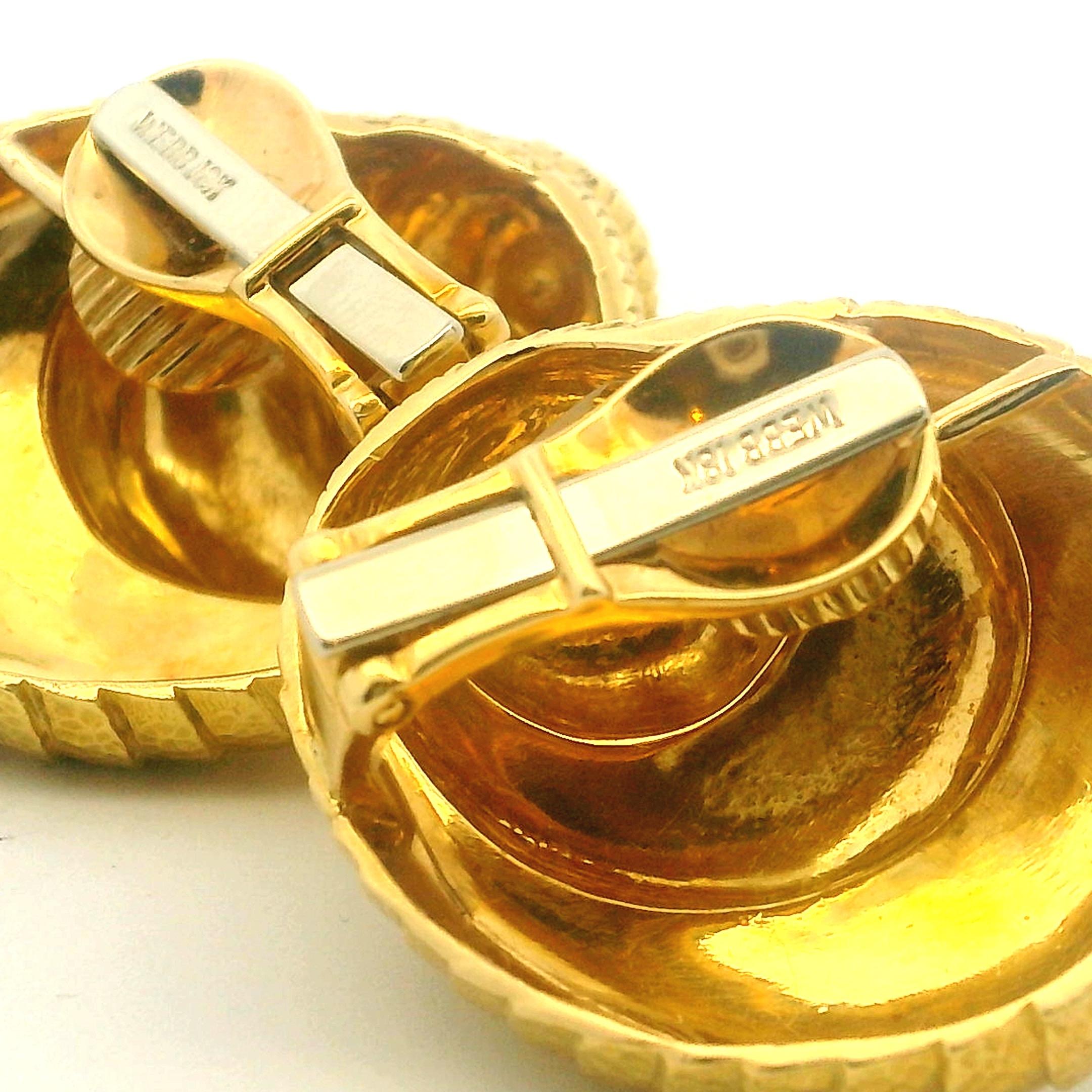 David Webb Nautilus Shell Earrings in 18K Yellow Gold, Circa 1970s For Sale 8
