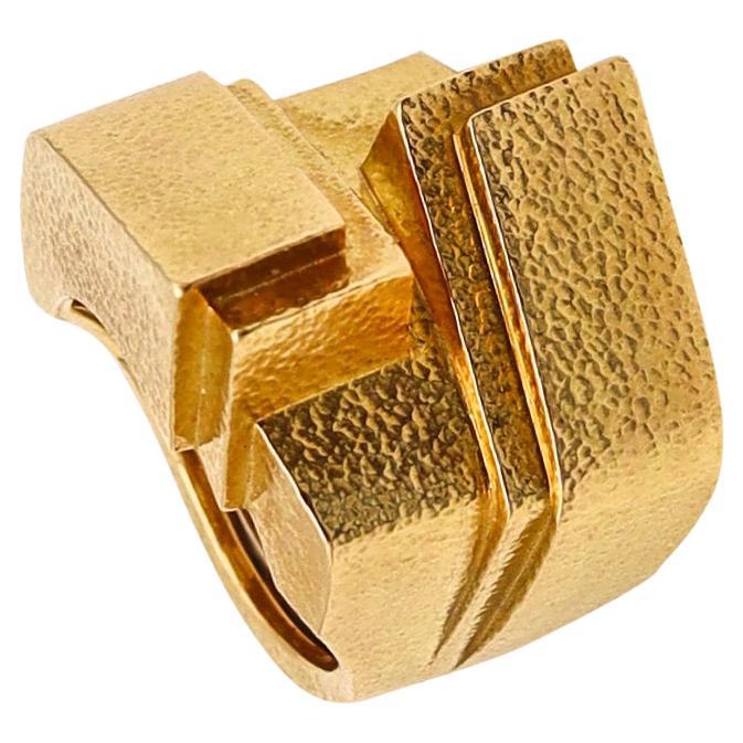 David Webb New York Geometric Cocktail Ring in Textured 18Kt Yellow Gold