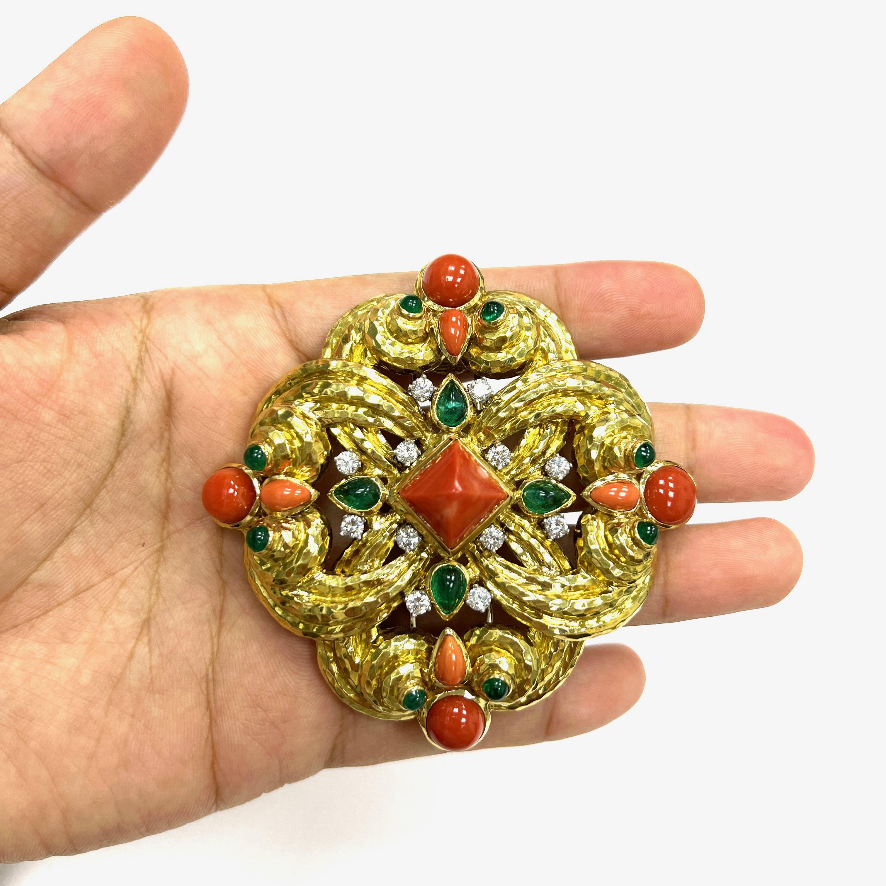 David Webb One of A Kind Coral Emerald 18k Yellow Gold Pendant Brooch  For Sale 5