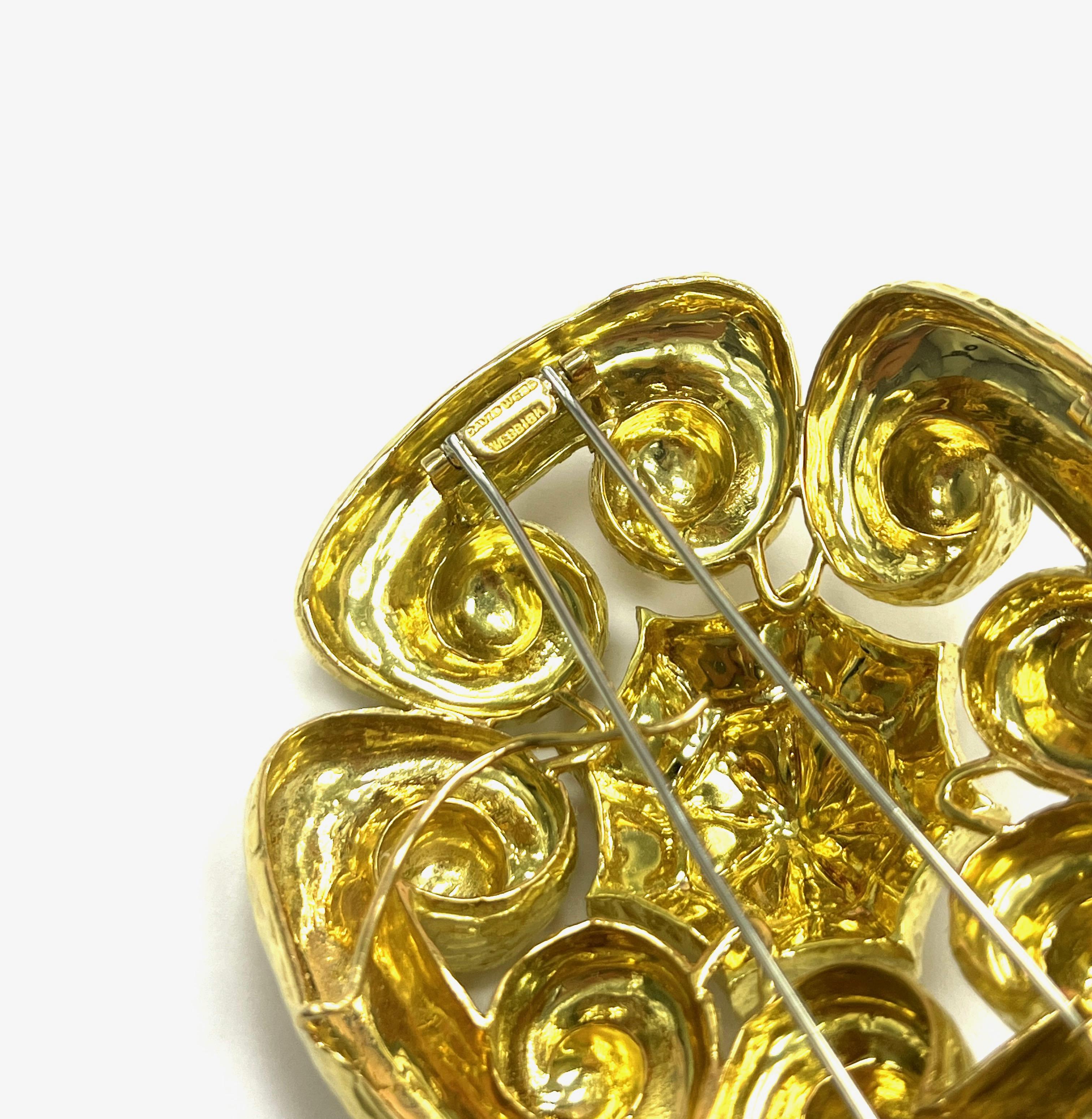David Webb Einzigartige gehämmerte Halskette mit Anhänger aus 18 Karat Gelbgold 12