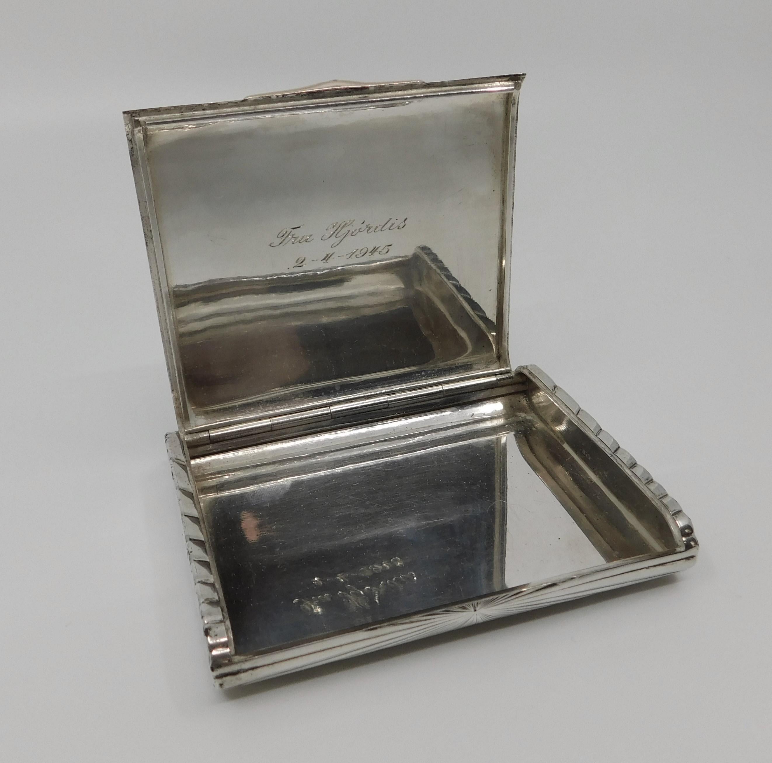 Silver Gold and Sapphire Art Deco Cigarette or Card Case 3