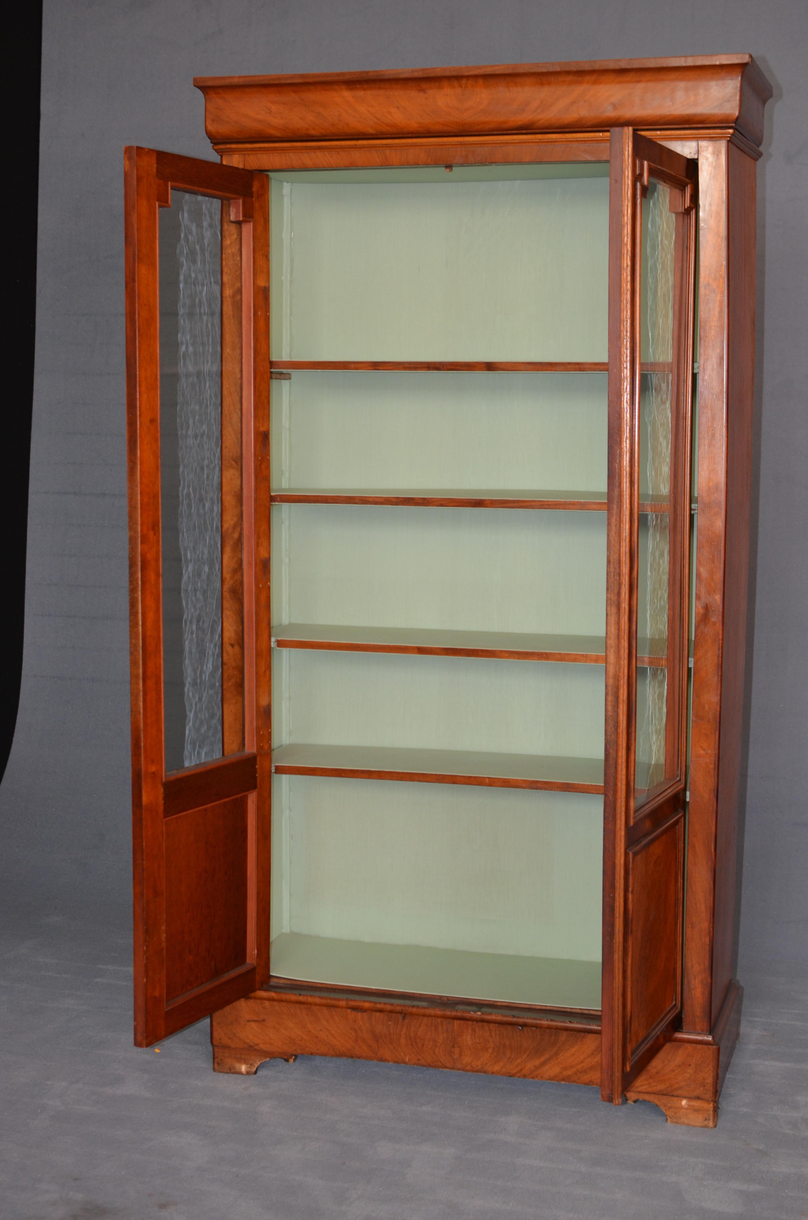 19th Century Rectangular French Bookcase in Louis Philippe Style, Walnut, 1950s For Sale 8