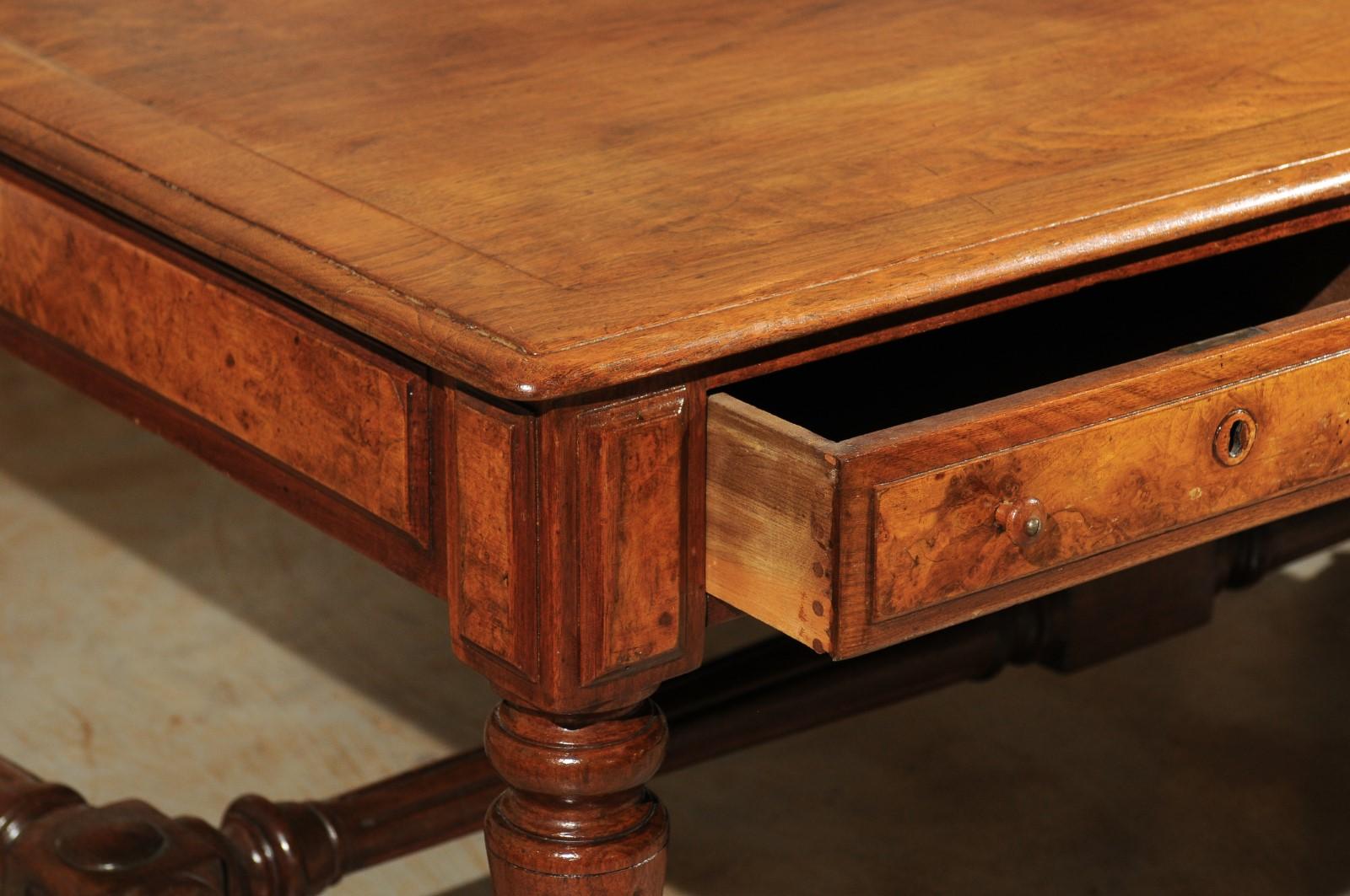 19th Century American Walnut Partners Desk with Six Drawers and Turned Legs 8