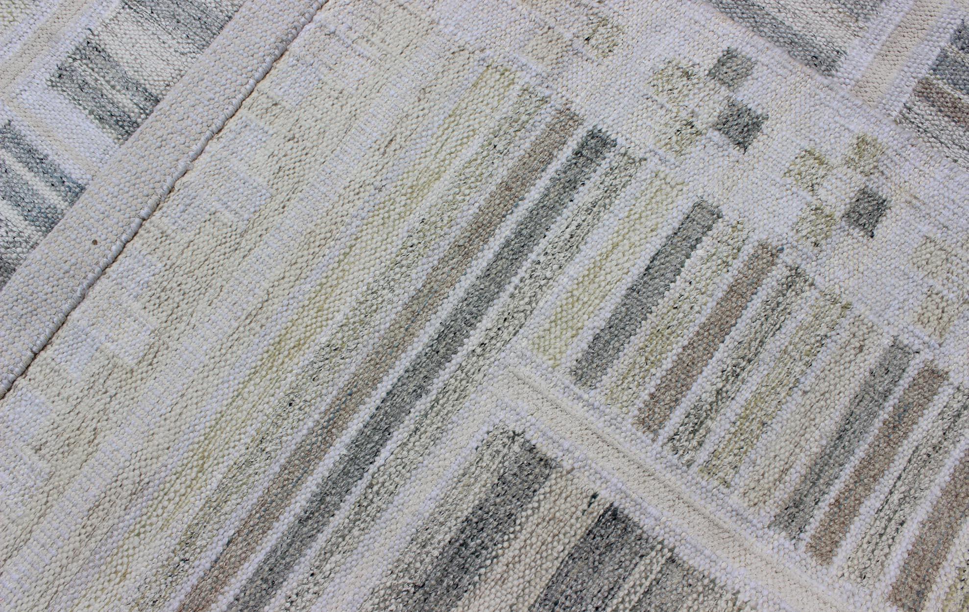 Neutral Stripe Pattern Modern Scandinavian Flat-Weave Rug in Shades of Gray For Sale 2