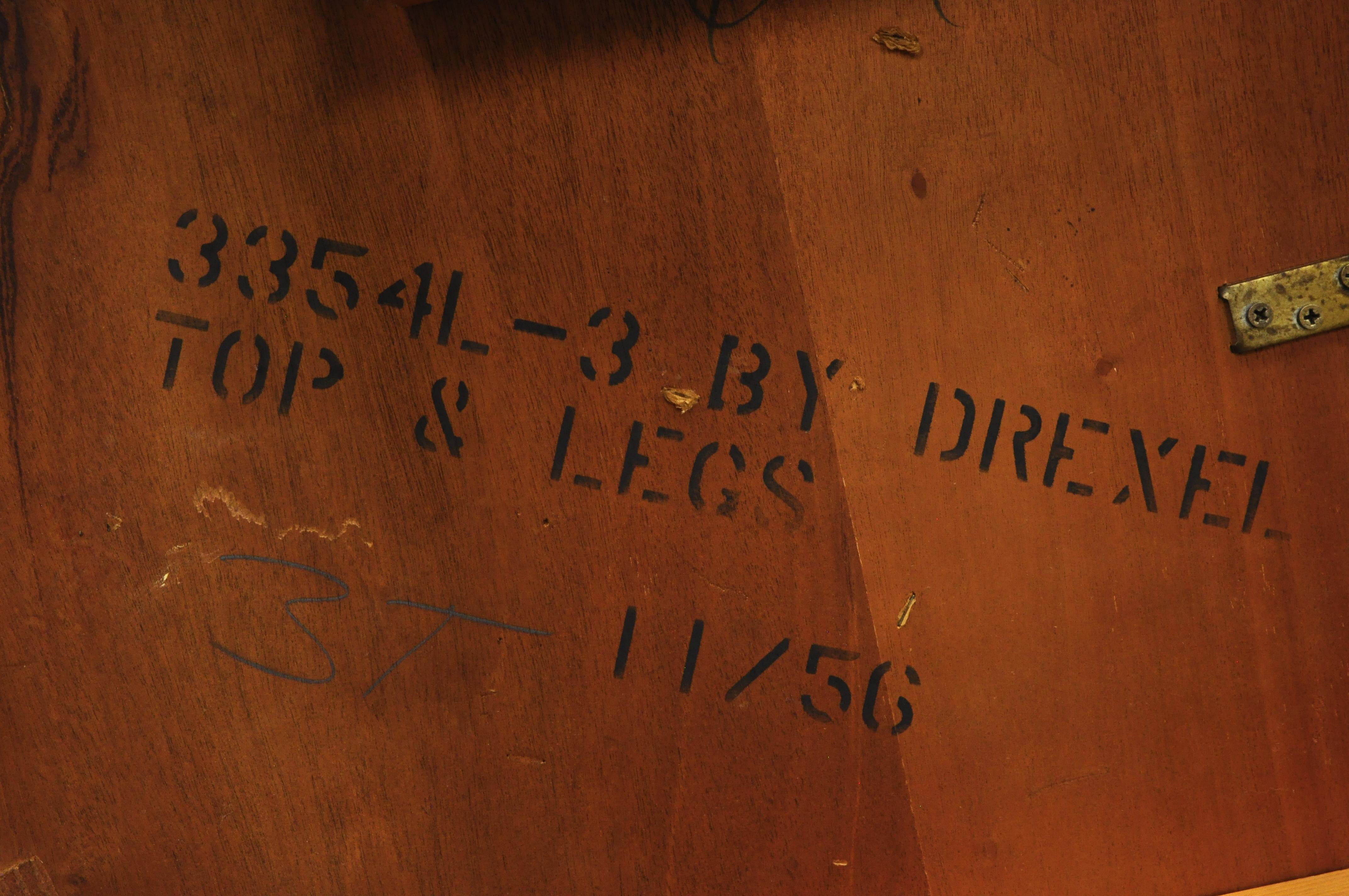 Drexel Wallace Nutting Round Flame Mahogany Inlaid Dining Room Table 5