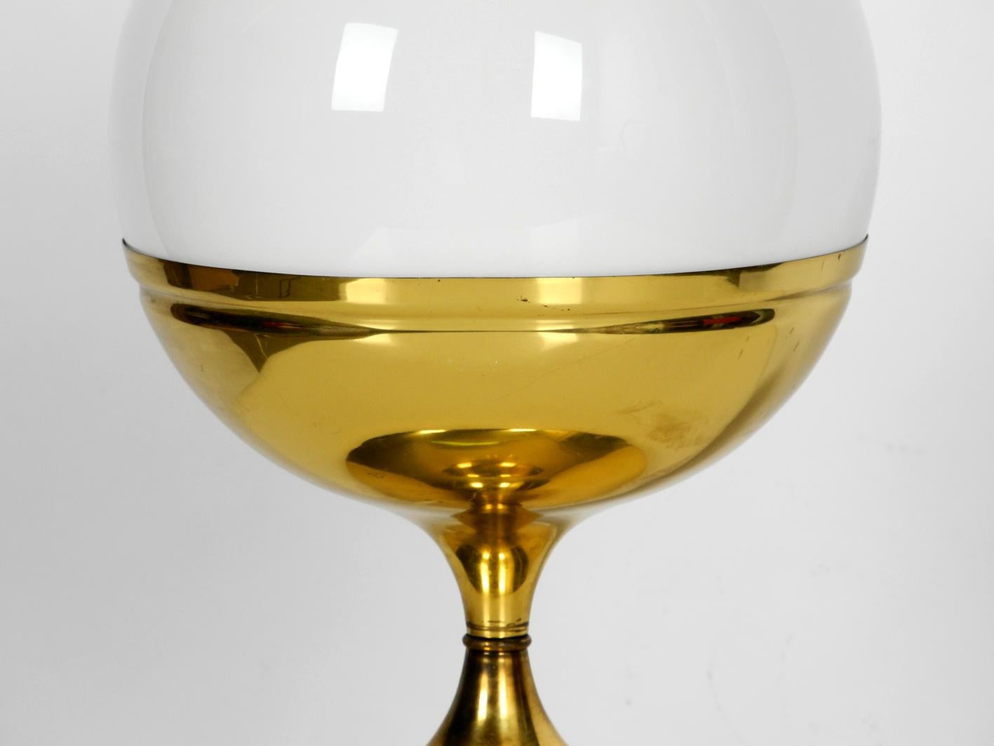 1960s Extra Large Brass Tulip Table Lamp with One Glass Ball Space Age Pop Art 4