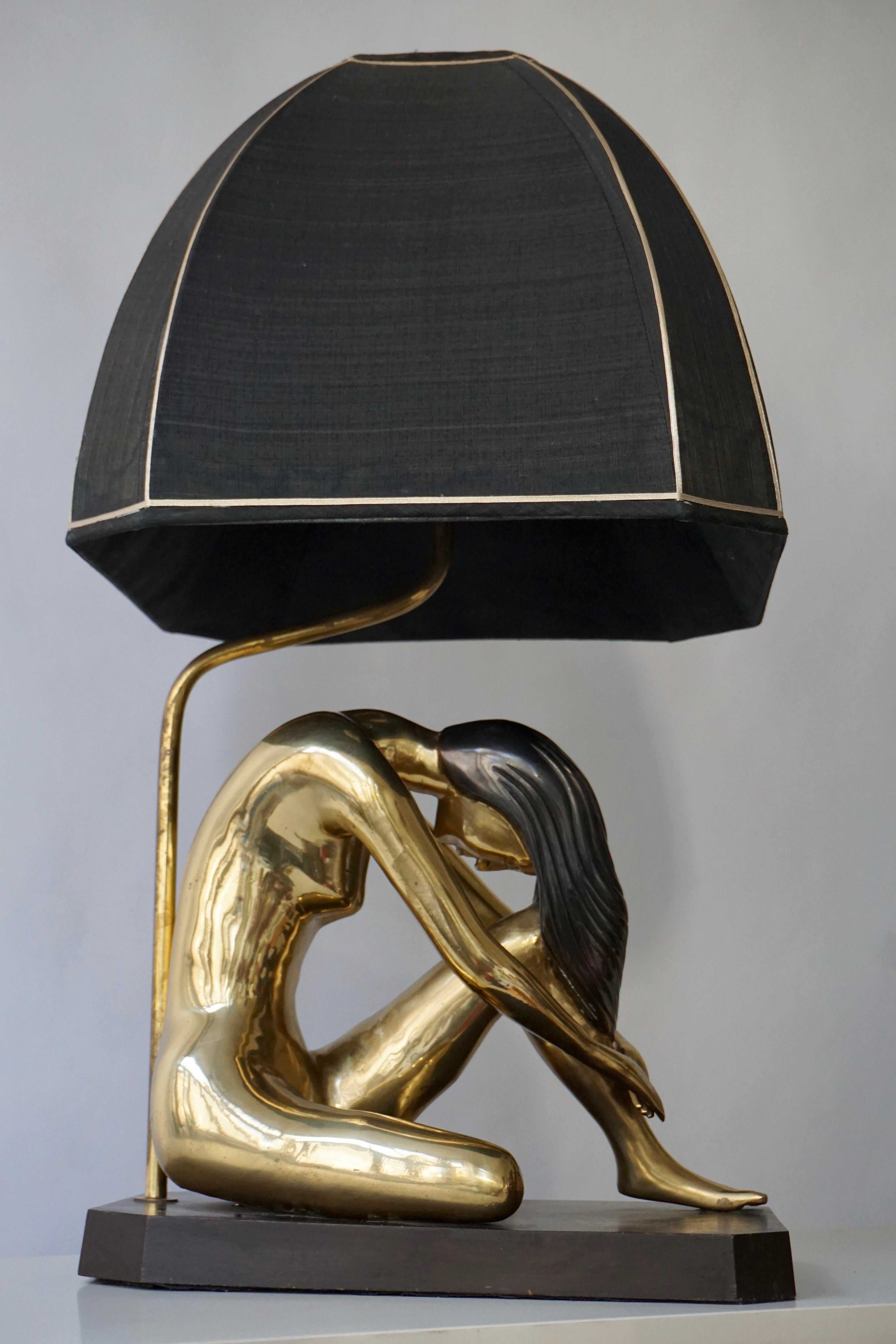 Sculptural Female Nude Lamp 8